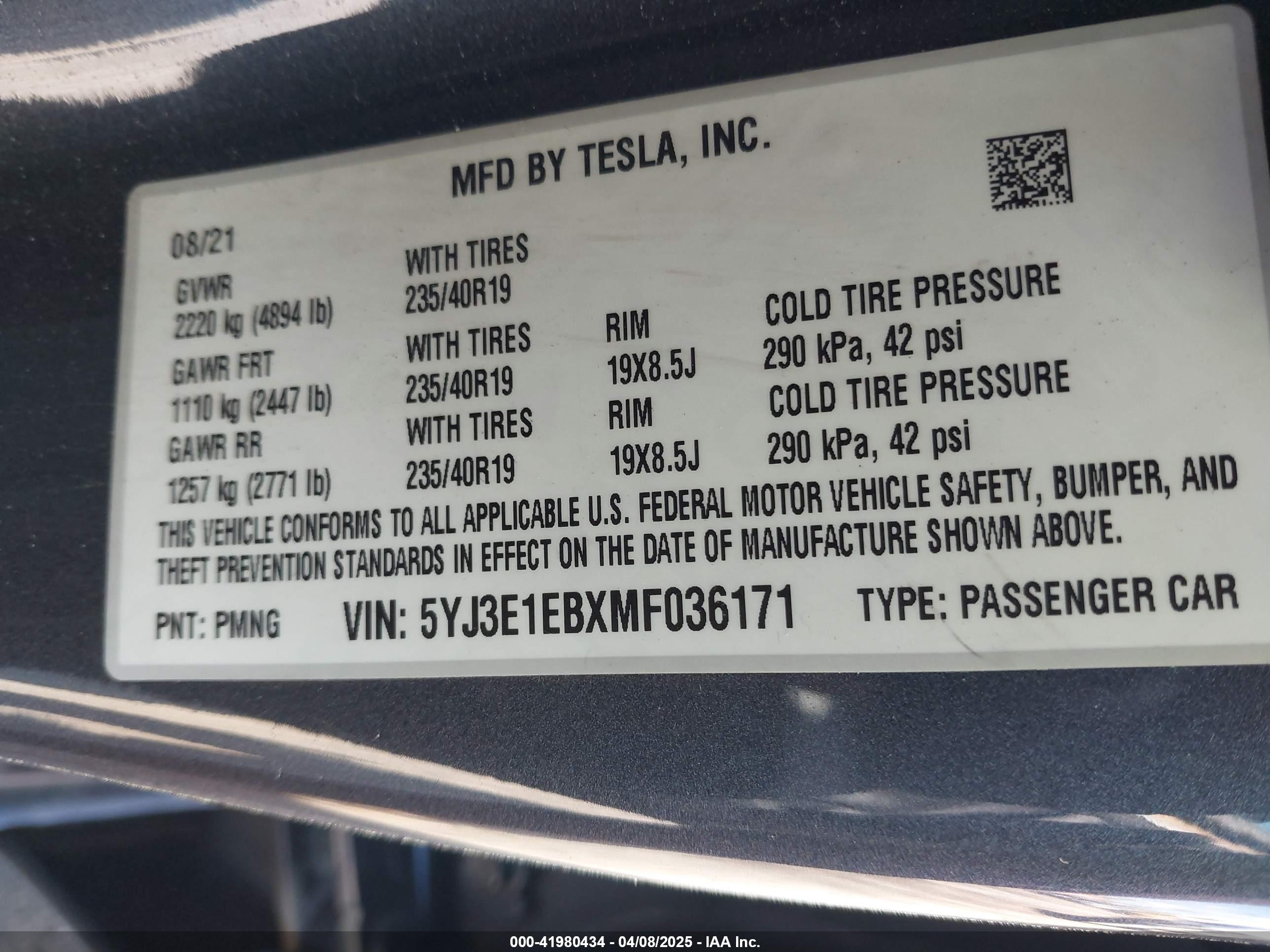 TESLA MODEL image 9