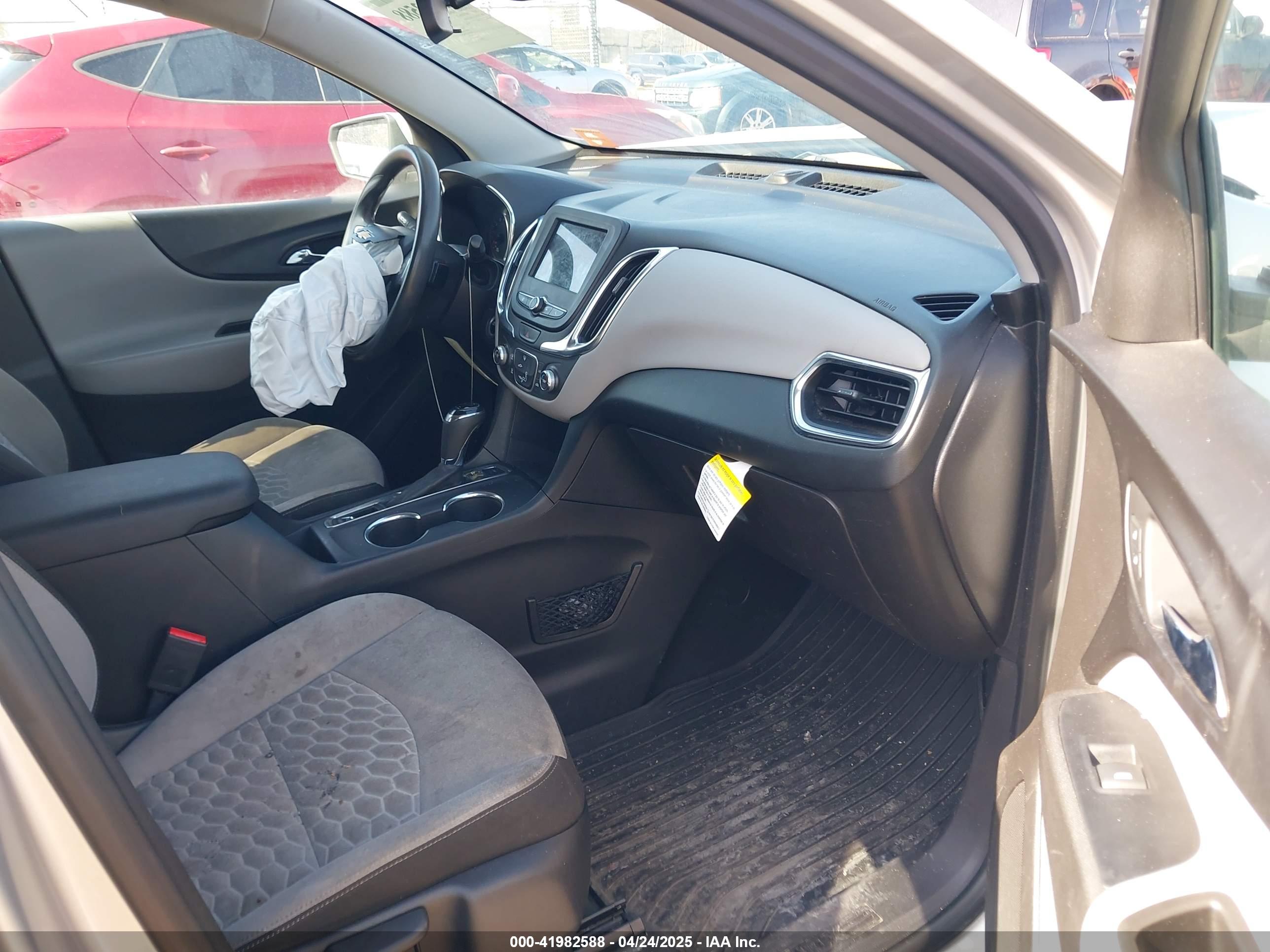 CHEVROLET EQUINOX image 5