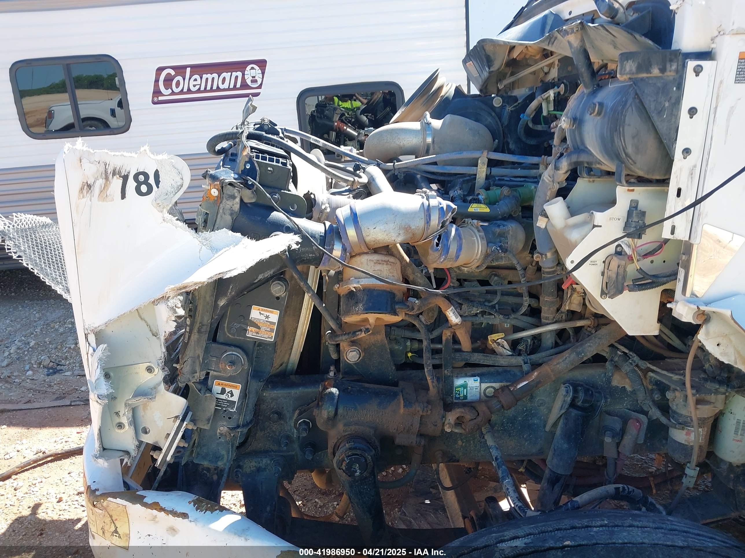 KENWORTH T3 image 10
