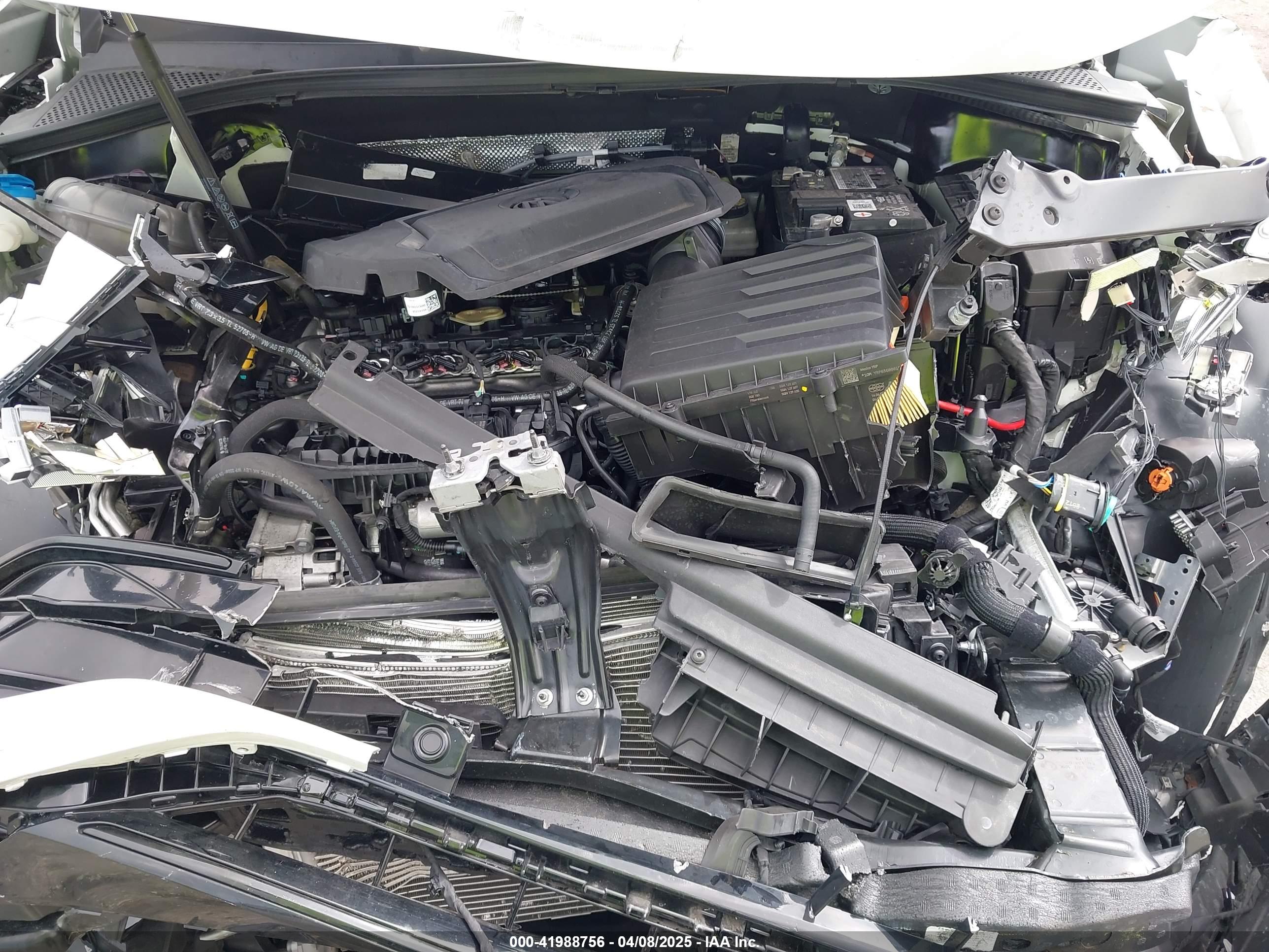 VOLKSWAGEN TIGUAN image 10