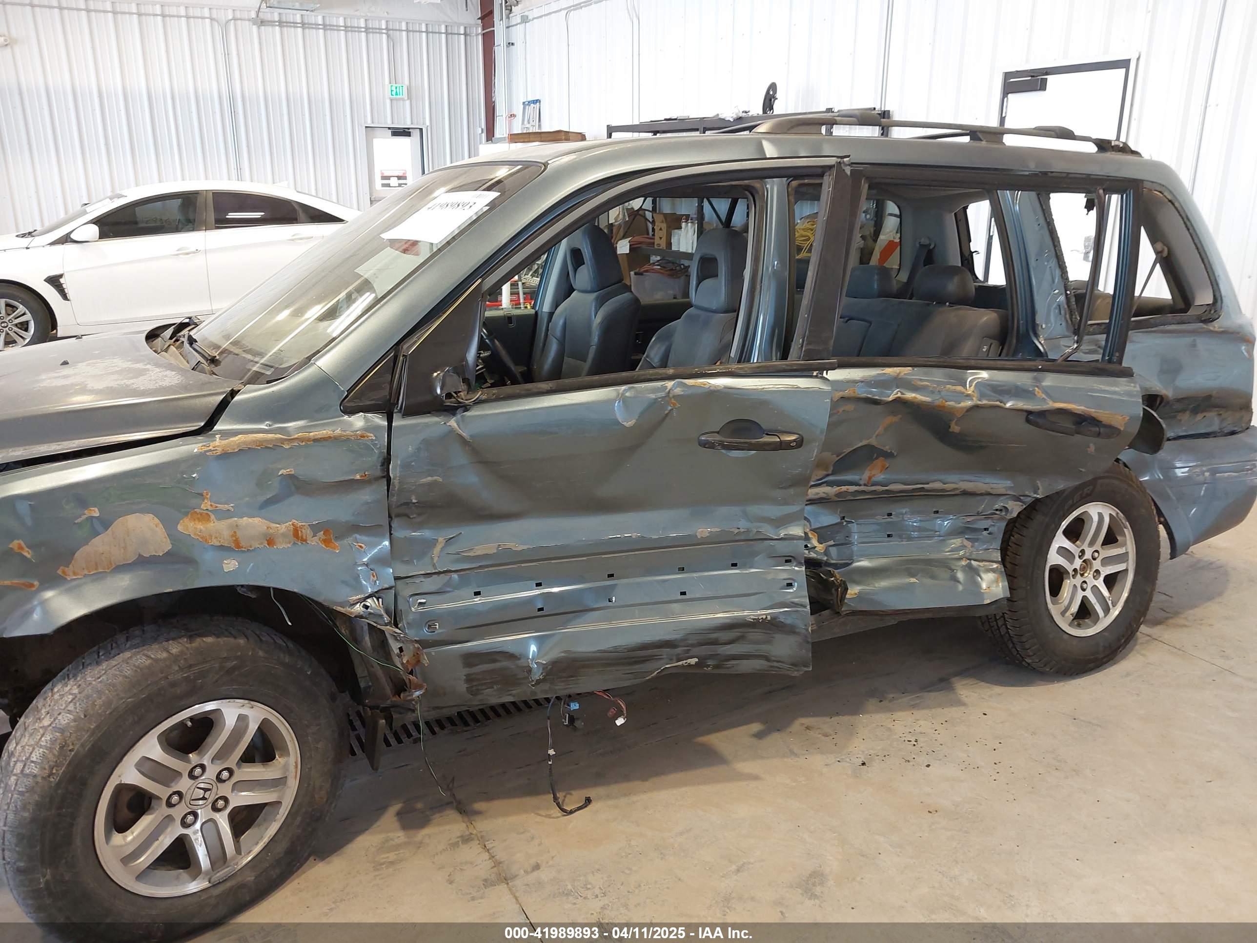 HONDA PILOT image 6