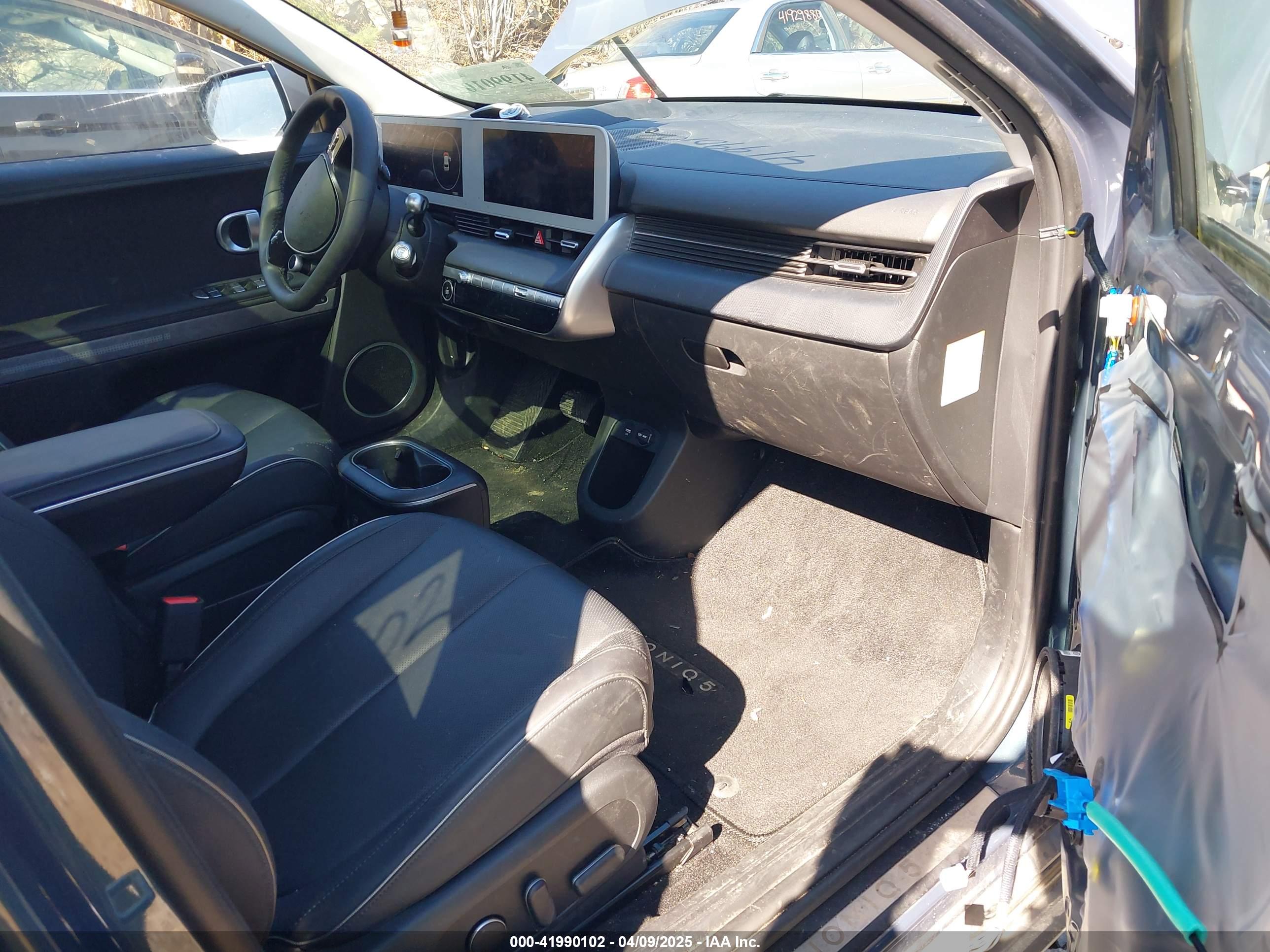 HYUNDAI IONIQ image 5