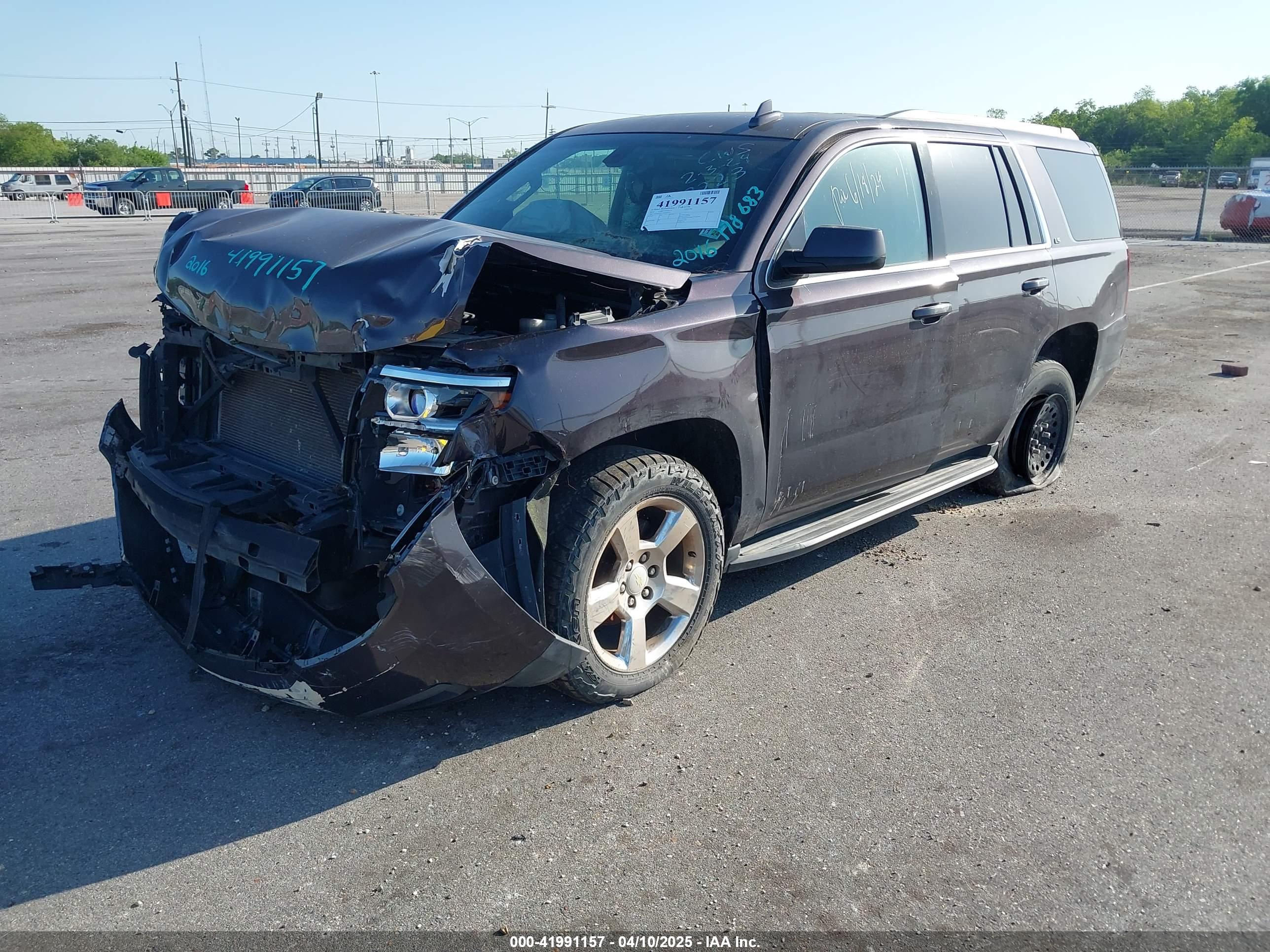 CHEVROLET TAHOE image 2