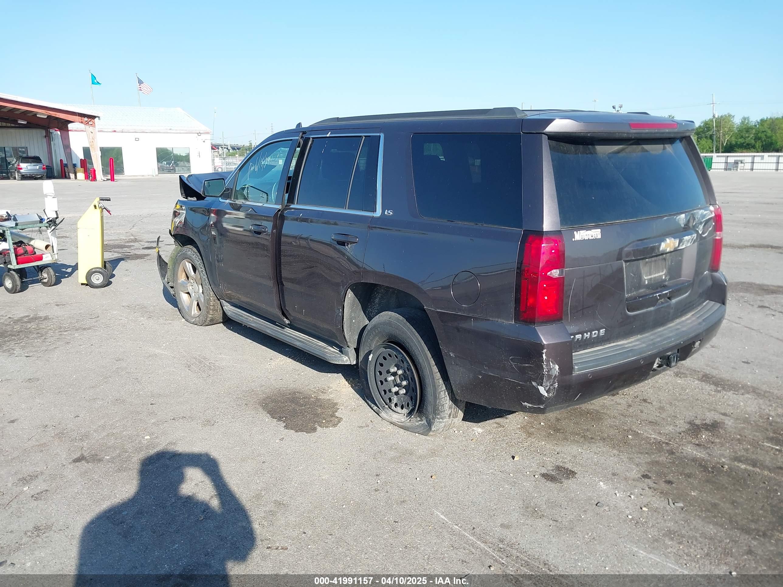CHEVROLET TAHOE image 3