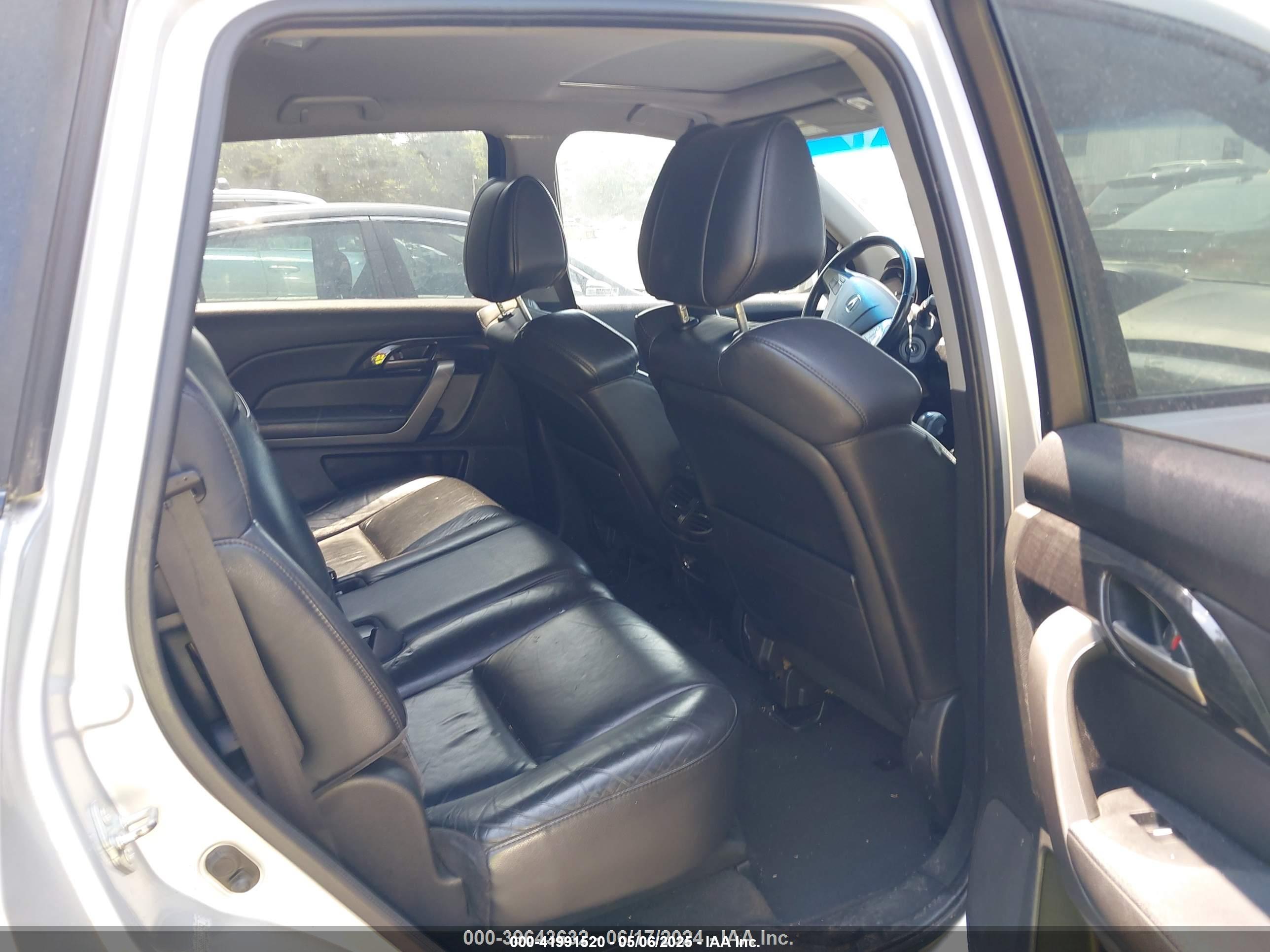ACURA MDX image 8