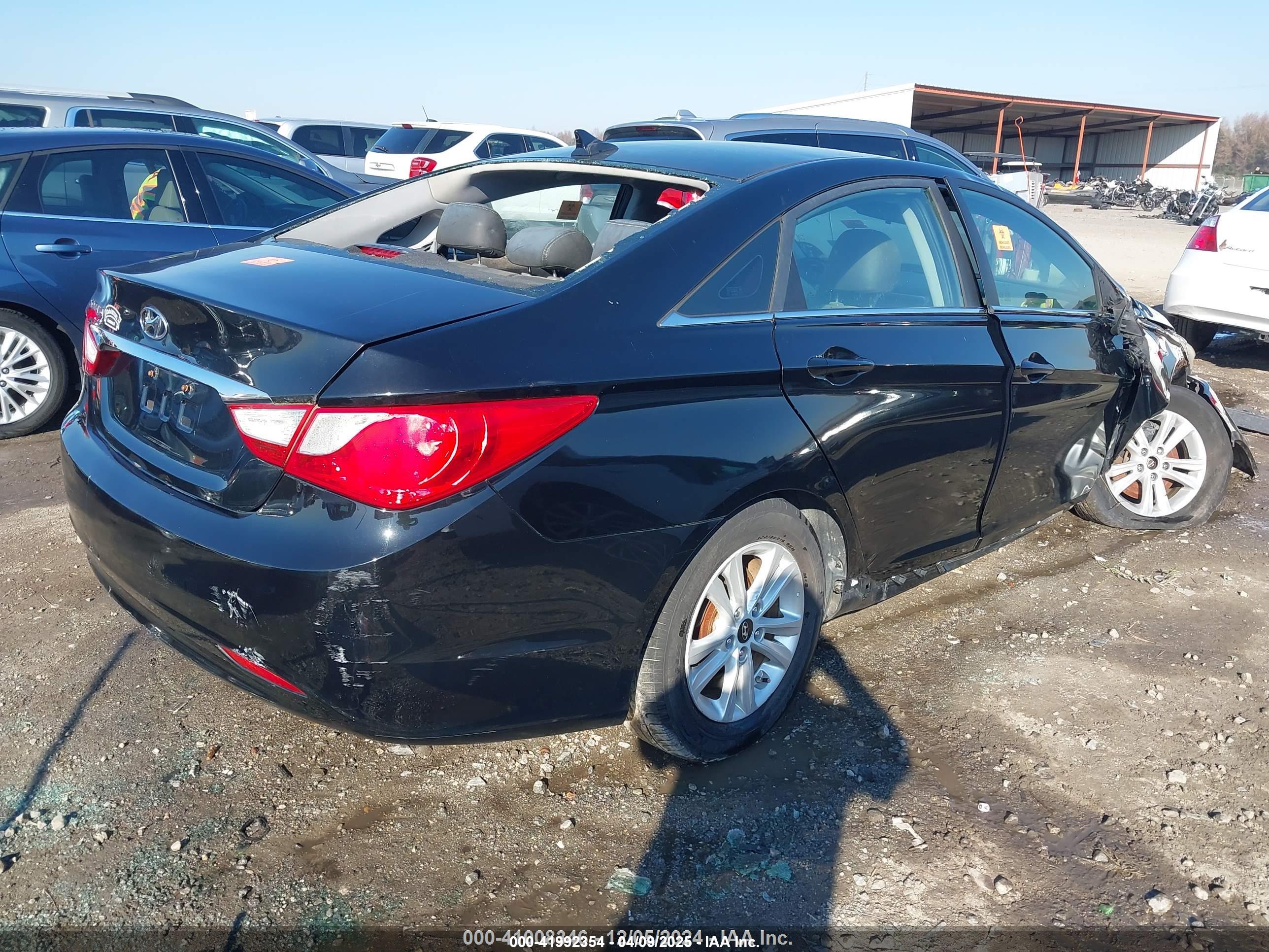 HYUNDAI SONATA image 4