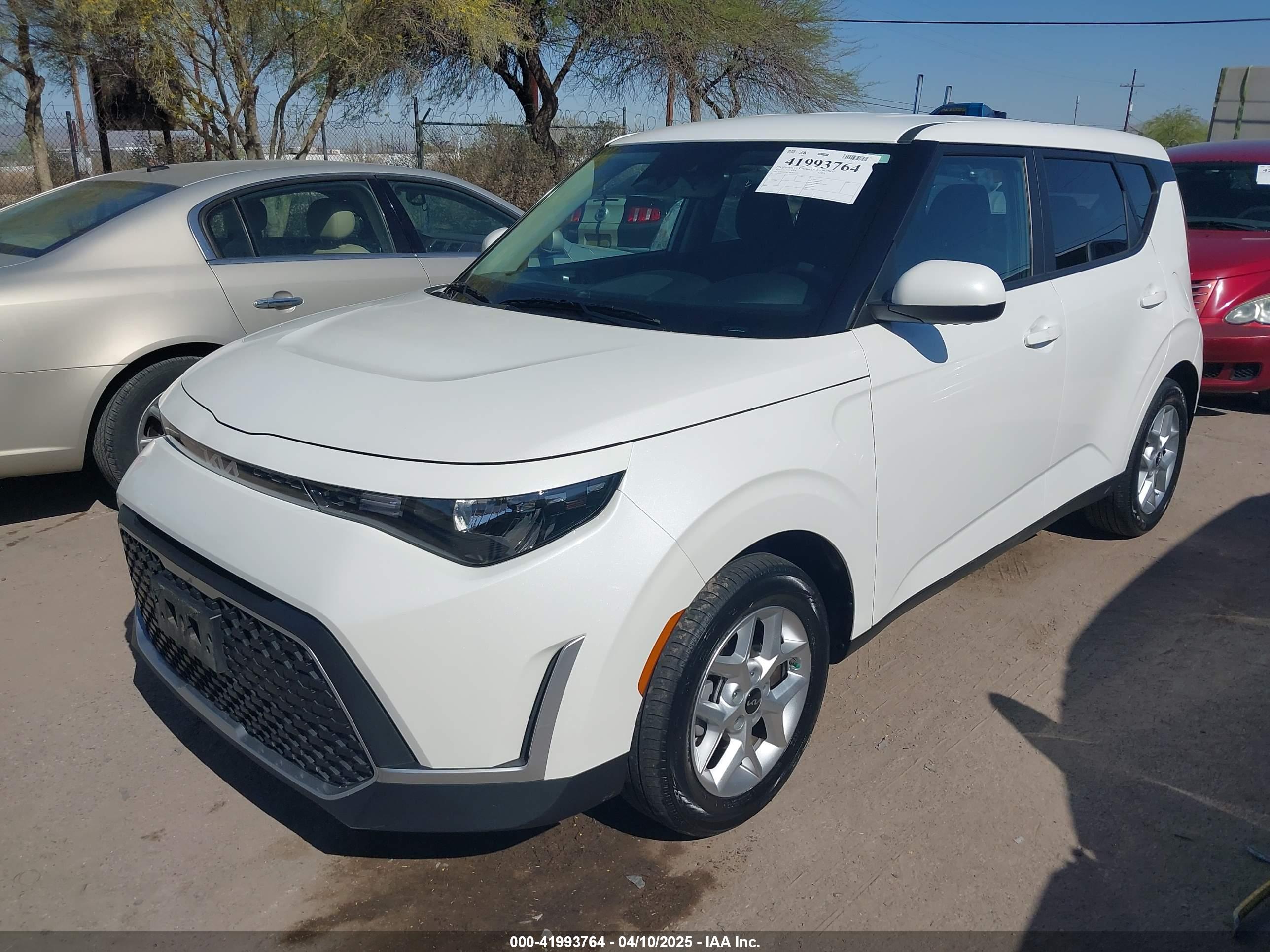 KIA SOUL image 2