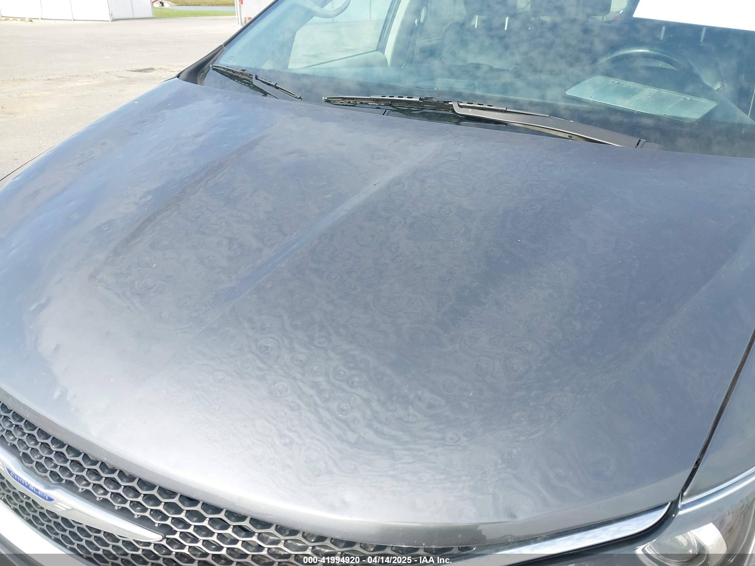 CHRYSLER PACIFICA image 6
