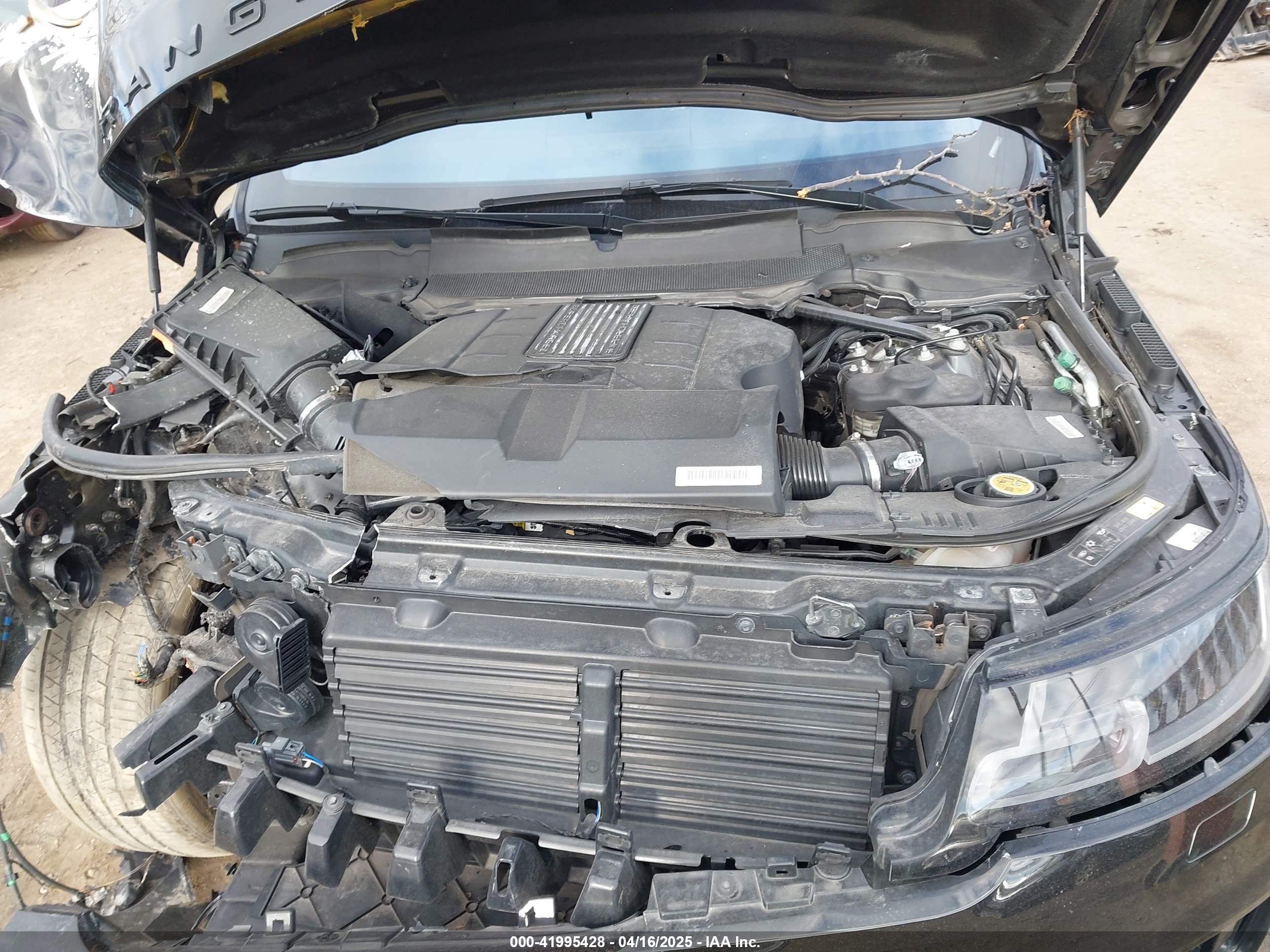 LAND ROVER image 10