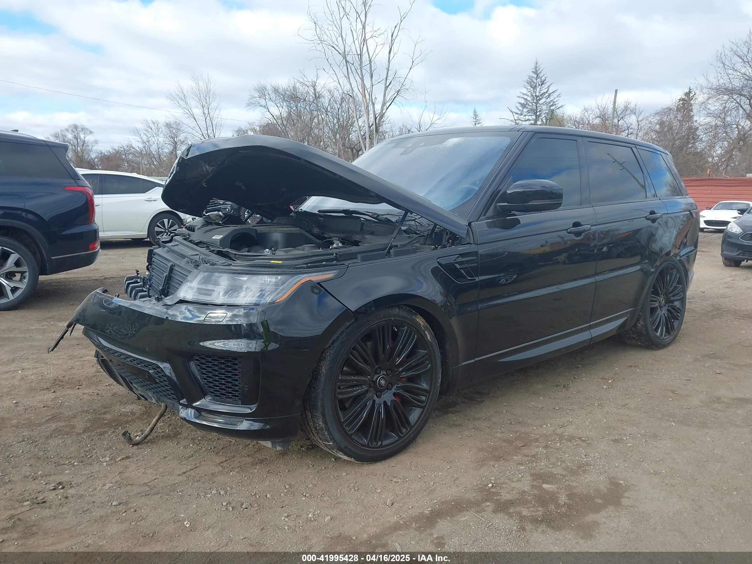 LAND ROVER image 2