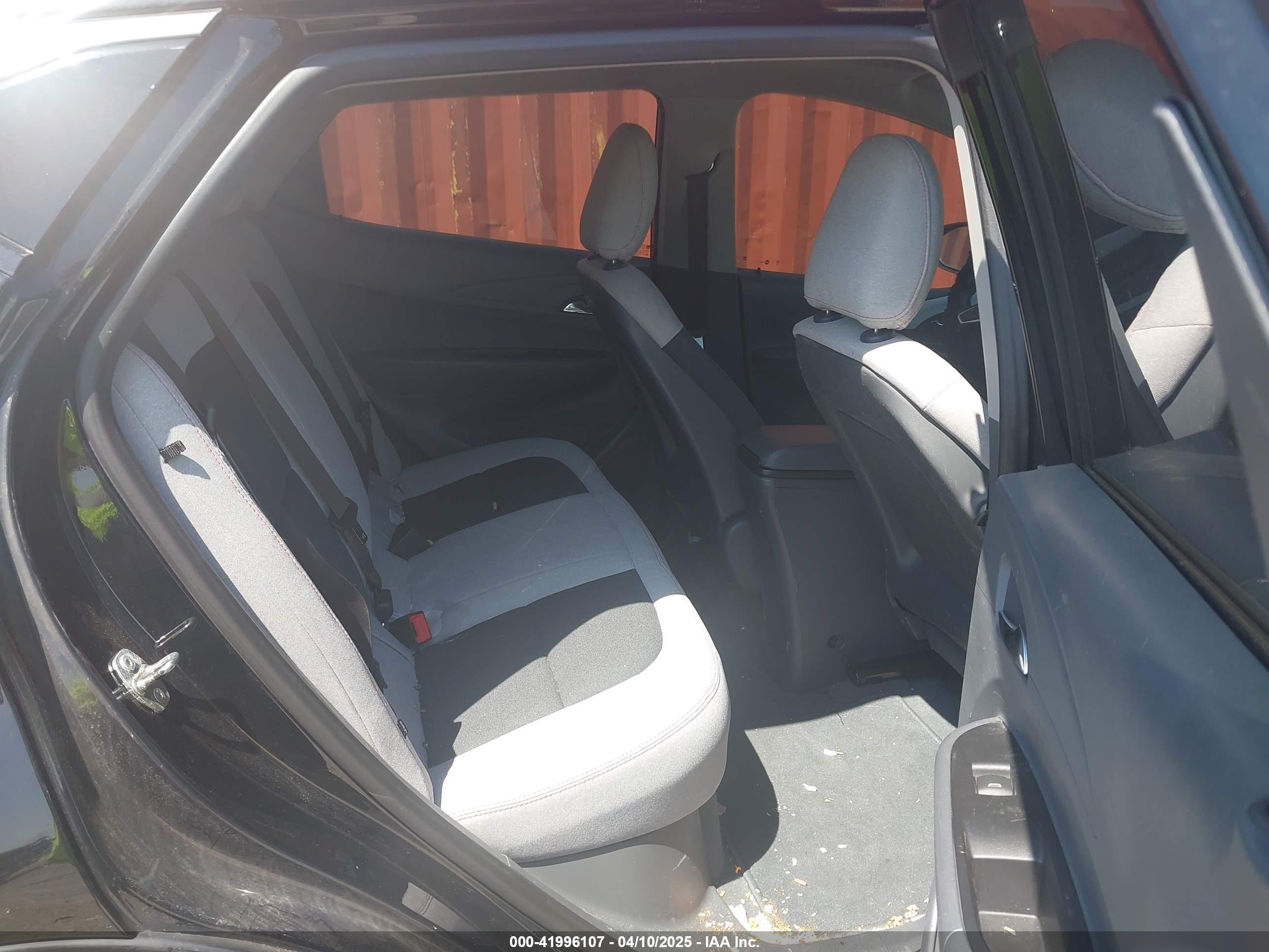 CHEVROLET BOLT image 8
