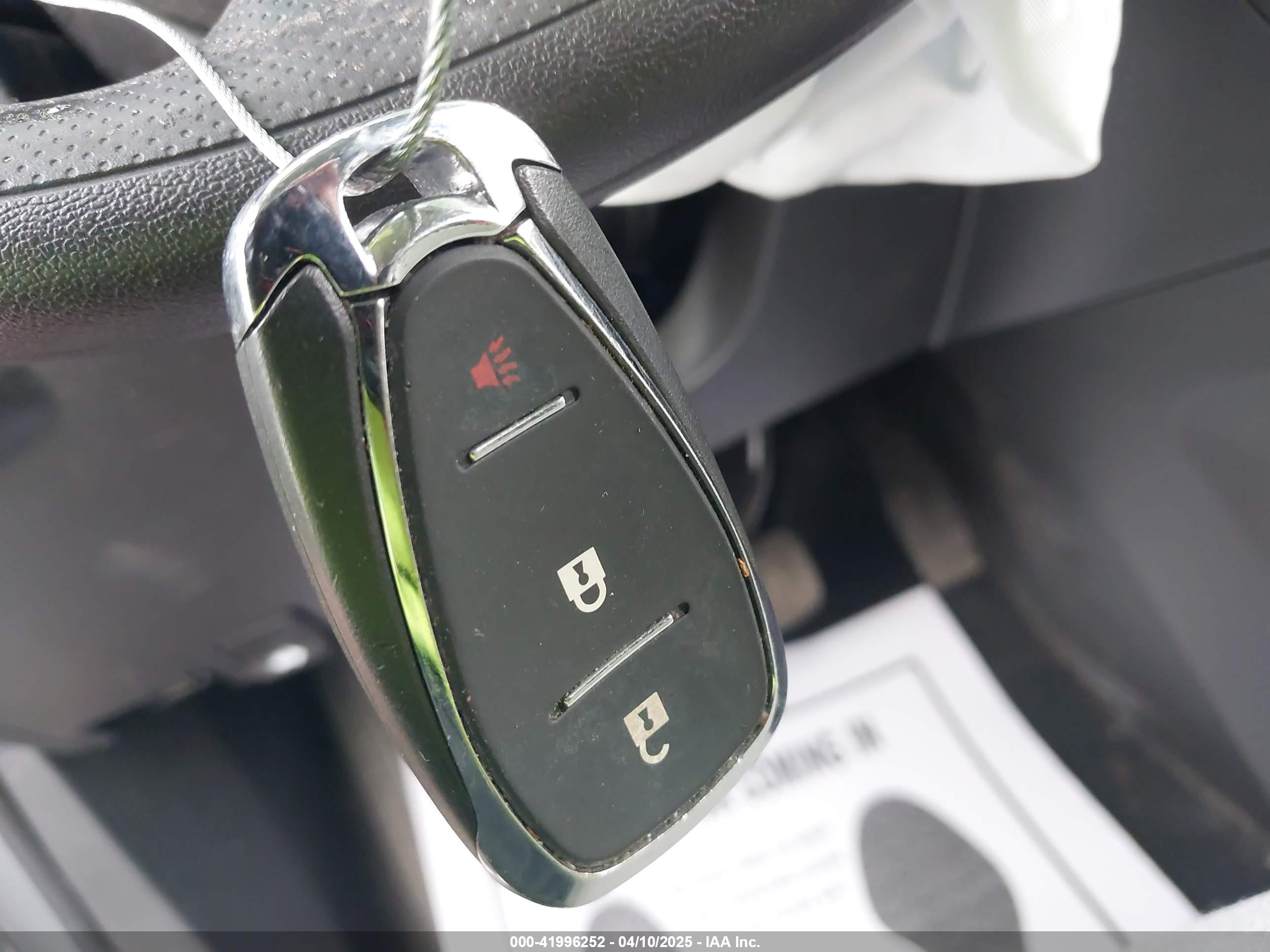 CHEVROLET EQUINOX image 11