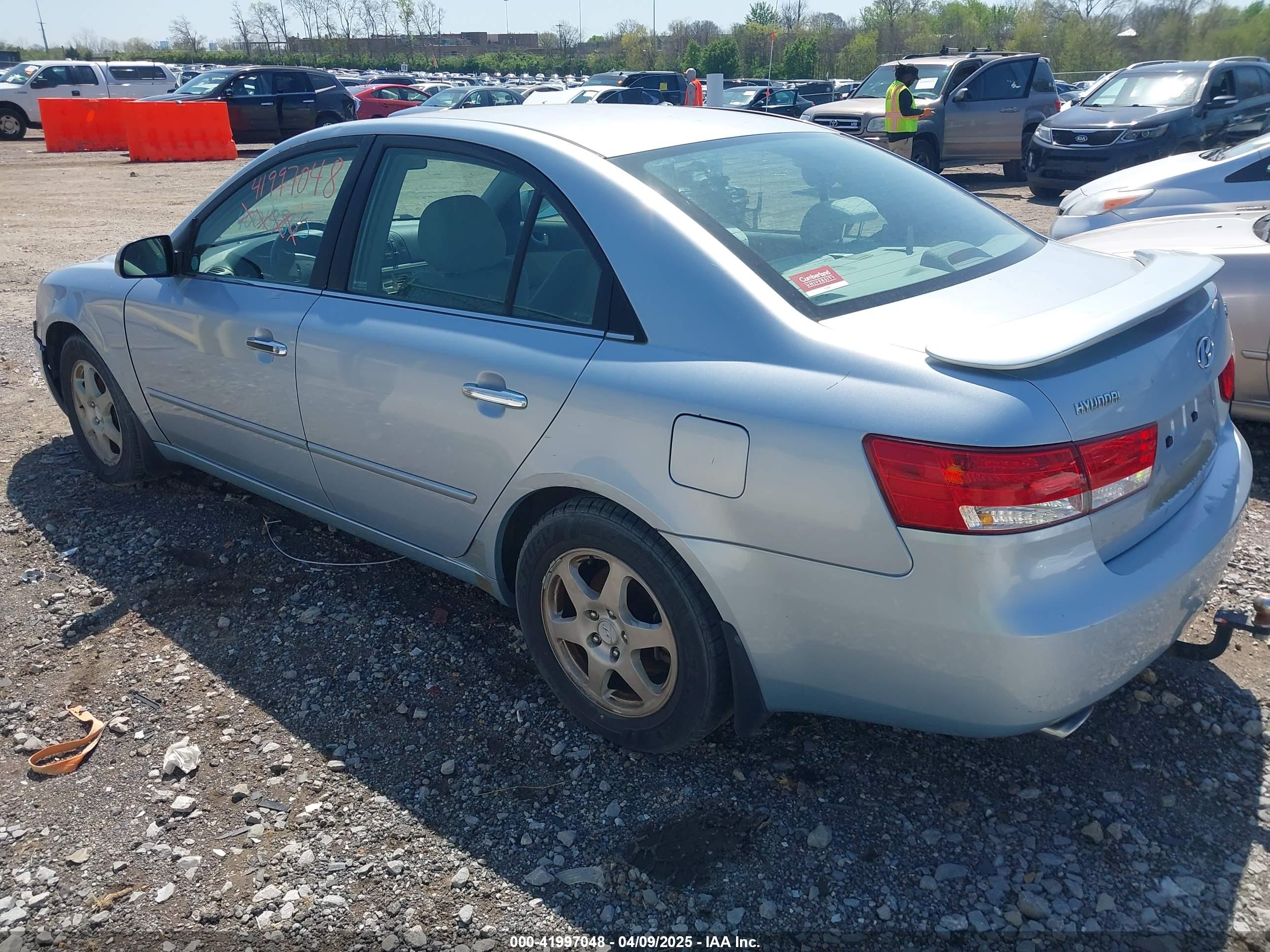HYUNDAI SONATA image 3