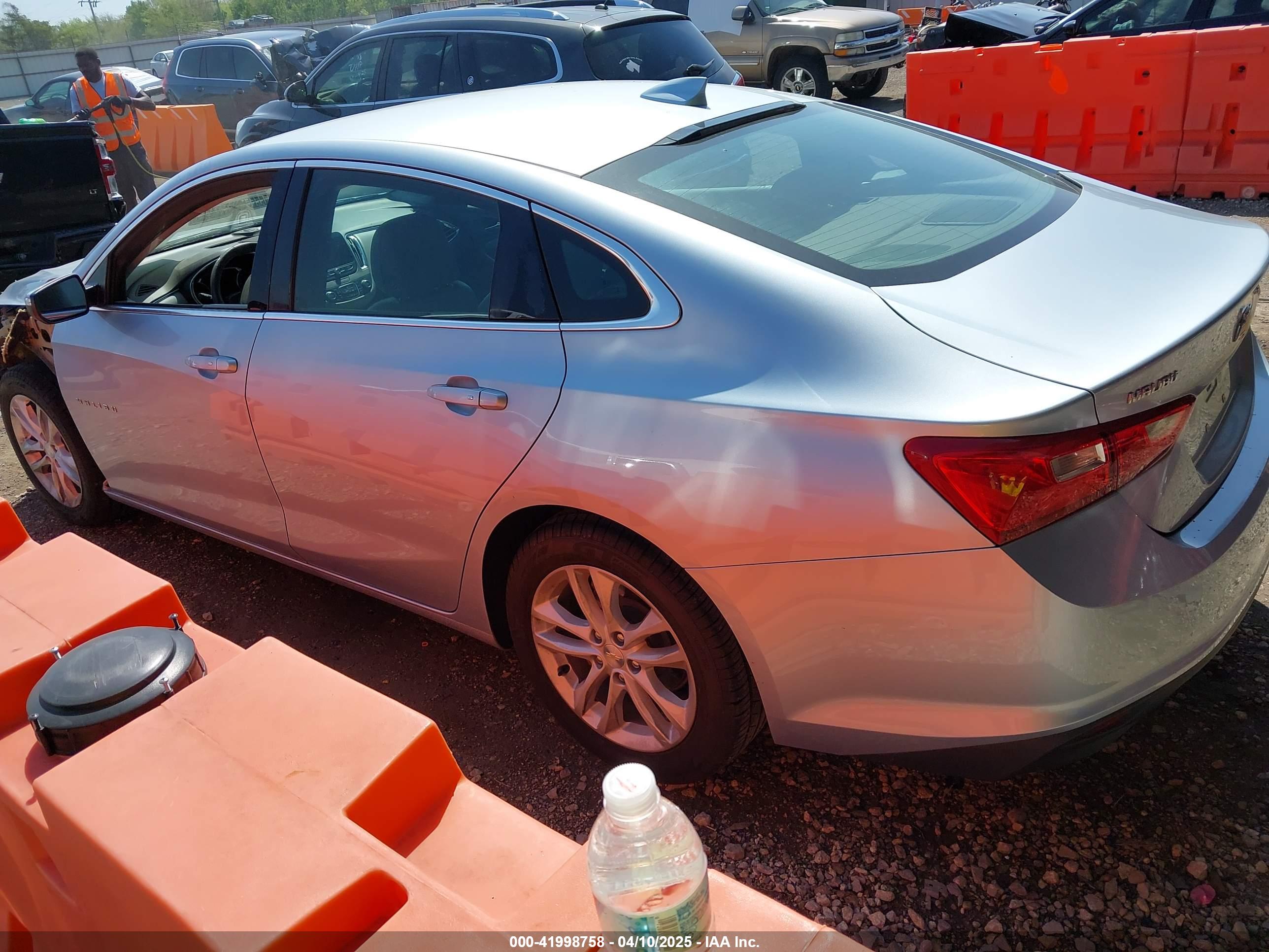 CHEVROLET MALIBU image 3