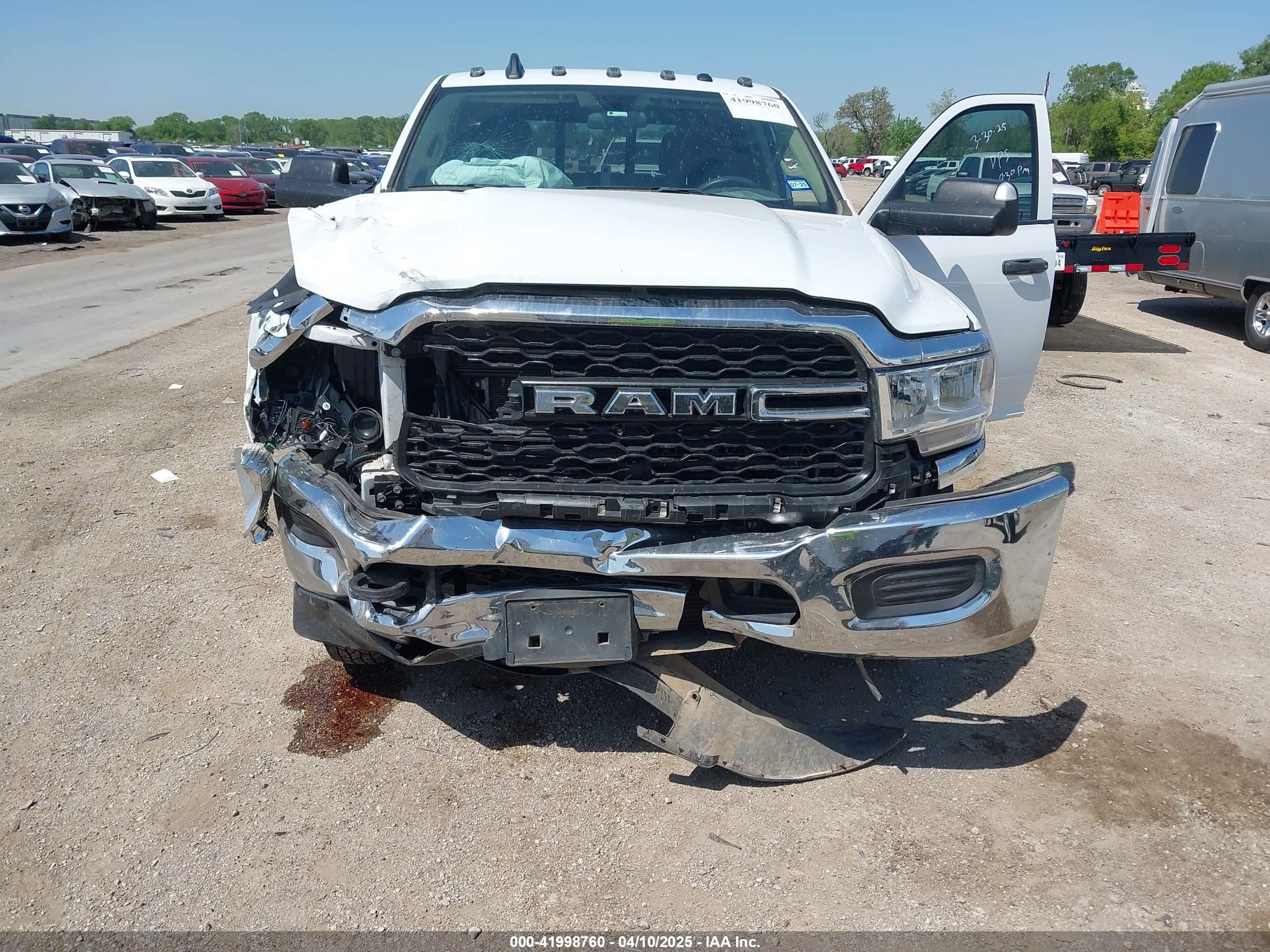 RAM 3500 image 6