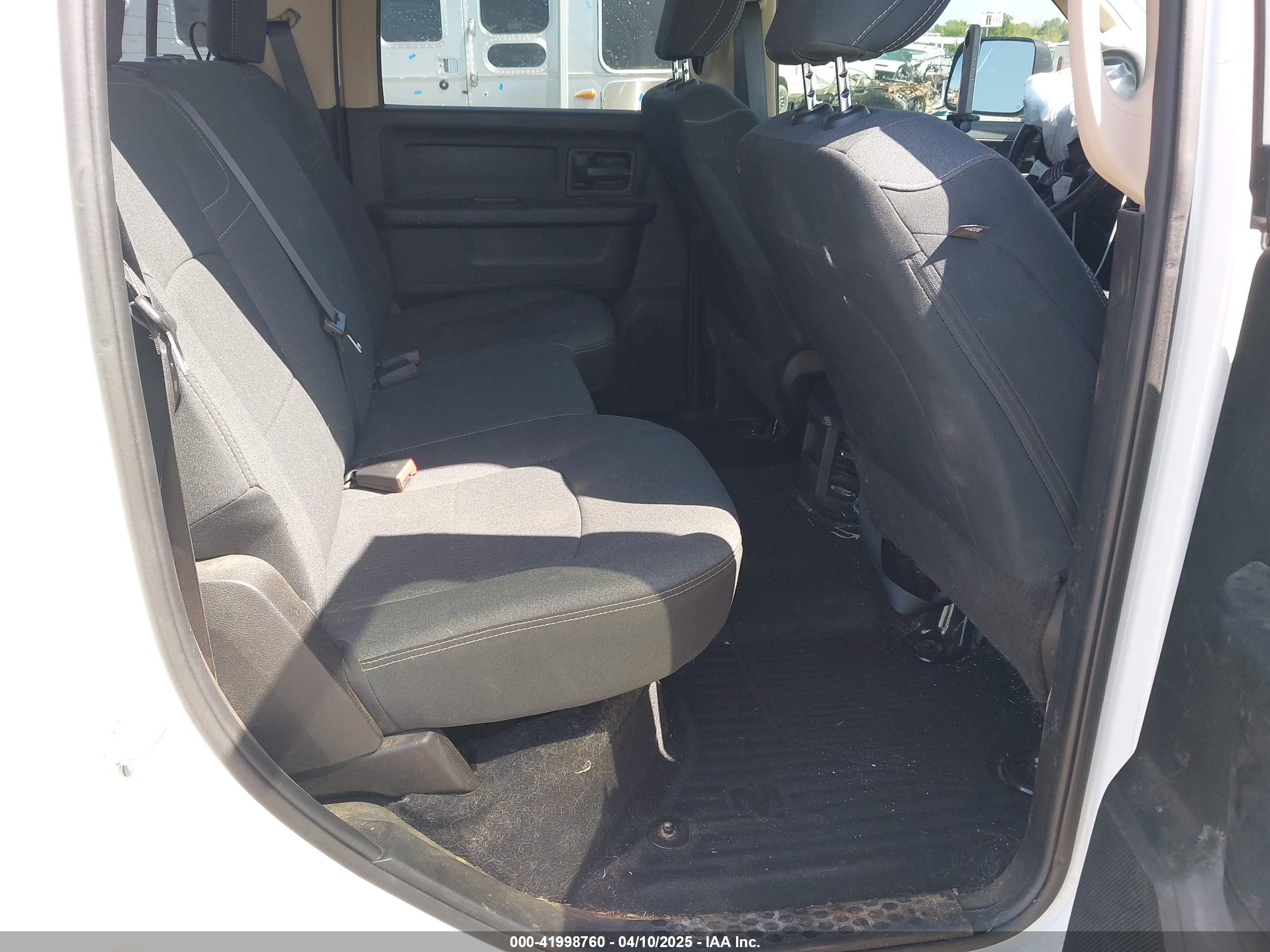 RAM 3500 image 8