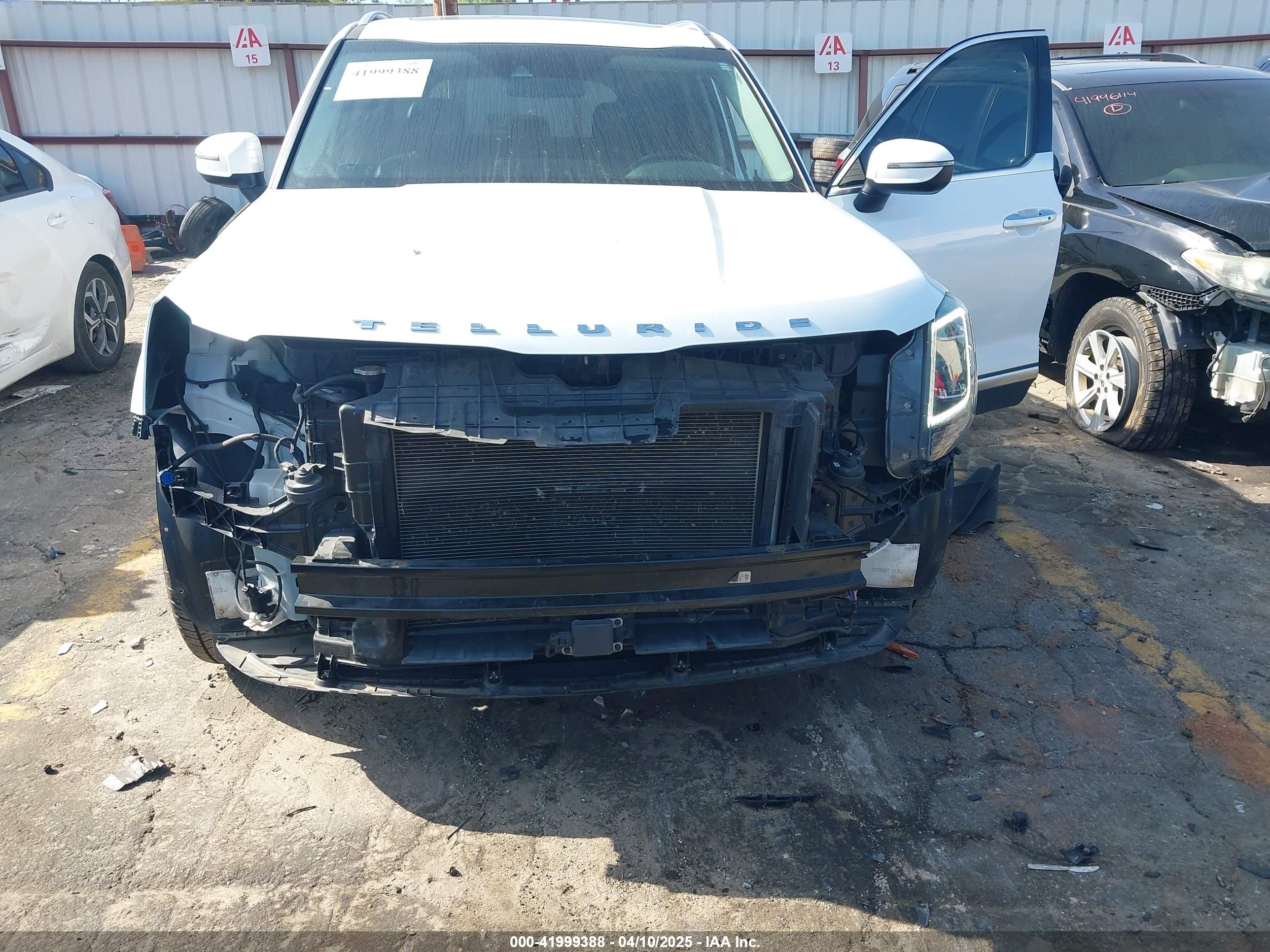 KIA TELLURIDE image 6