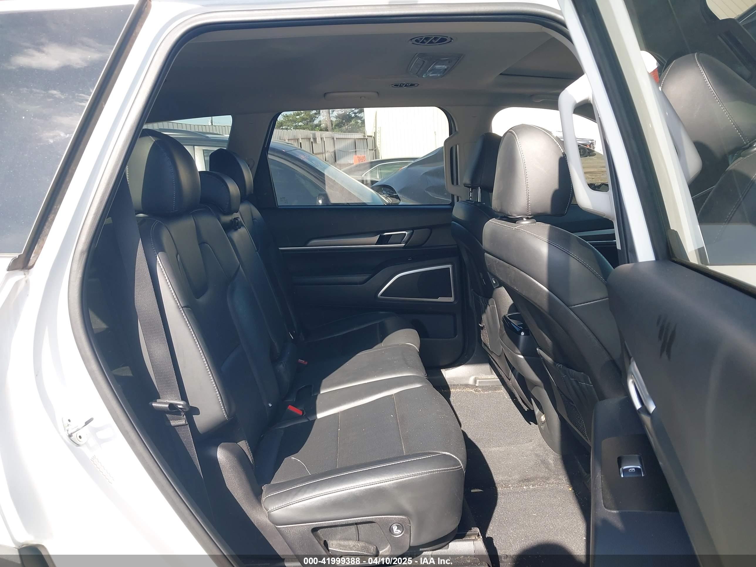 KIA TELLURIDE image 8