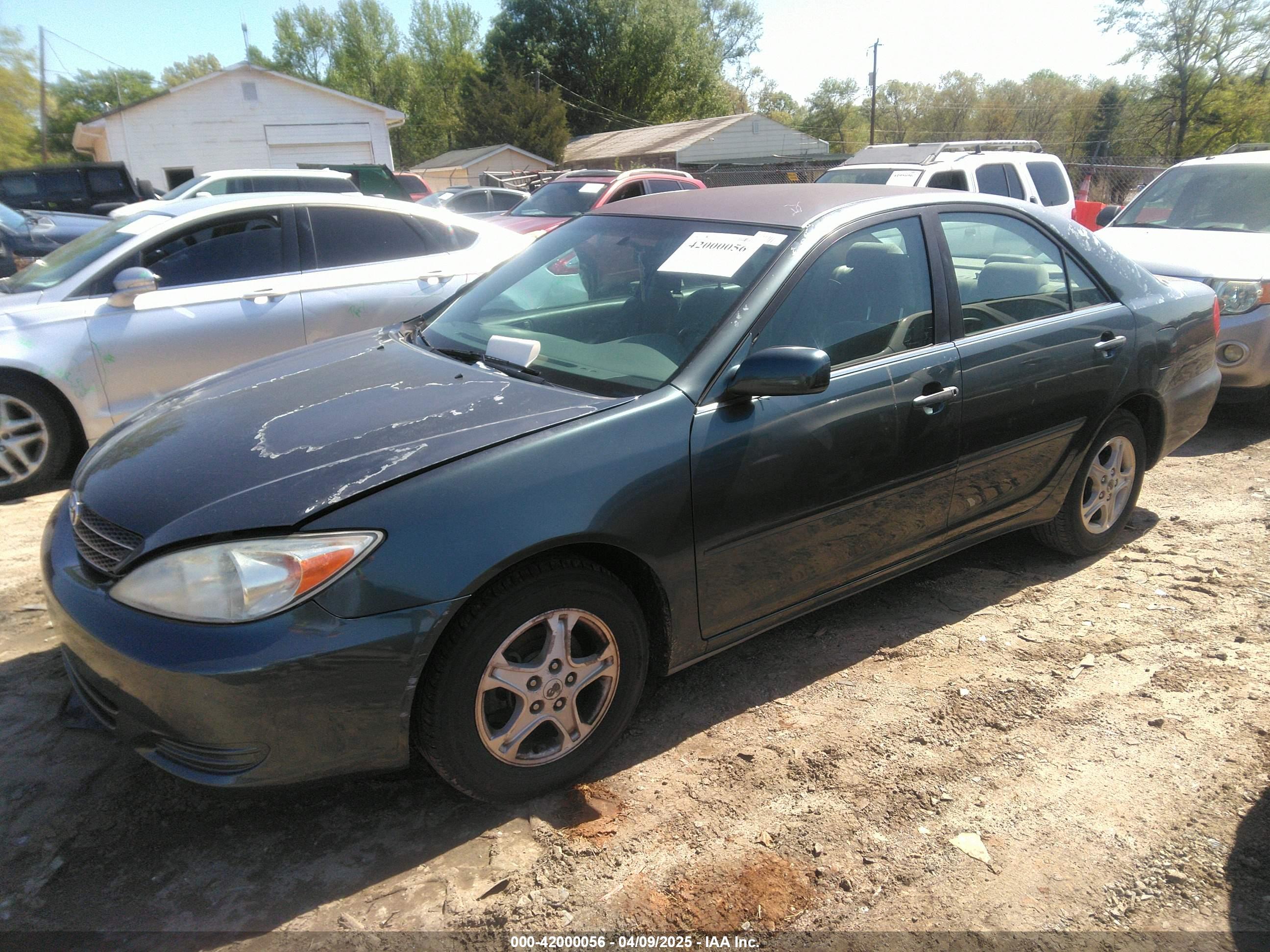 TOYOTA CAMRY image 2