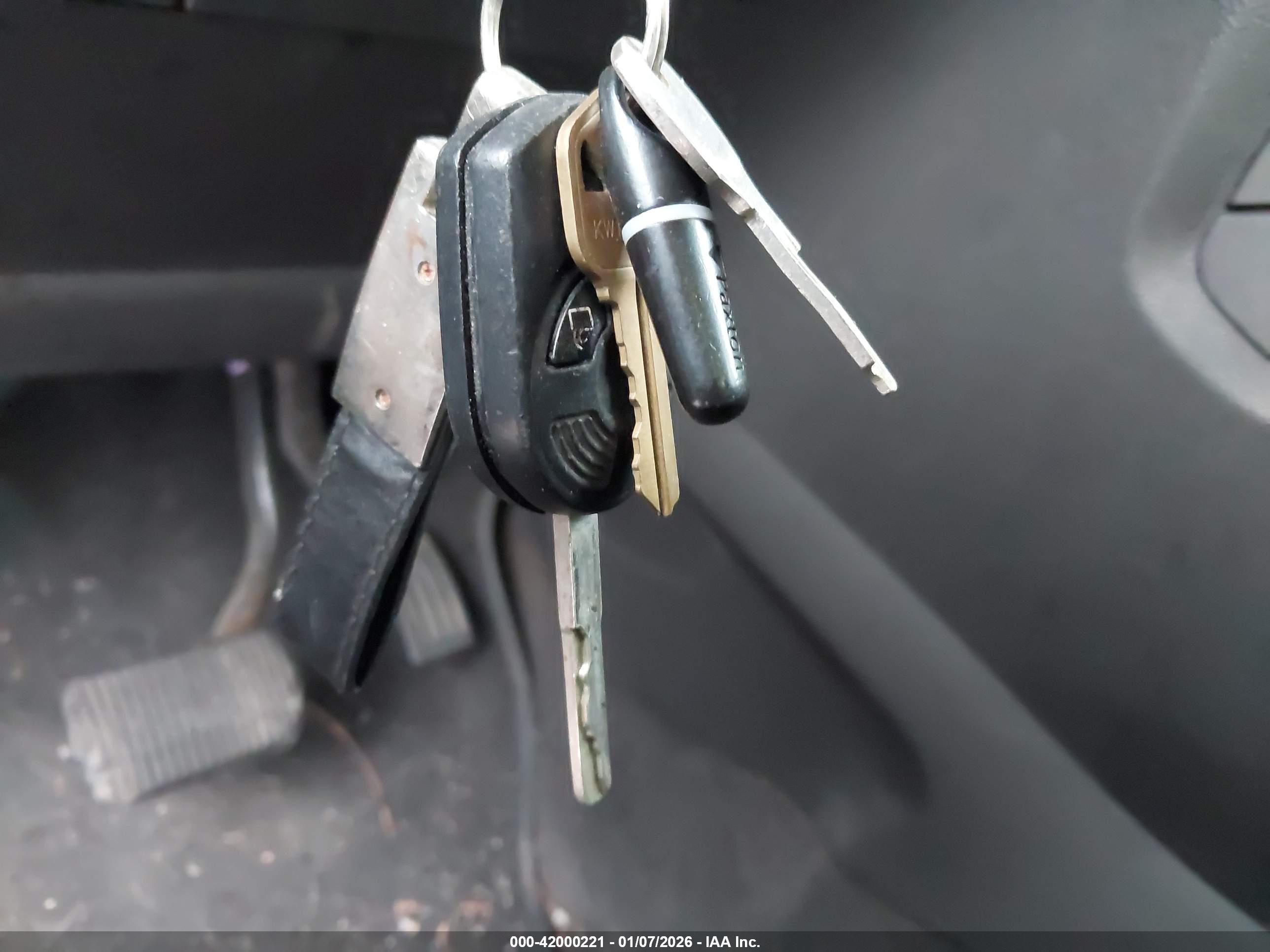 FORD ESCAPE image 11