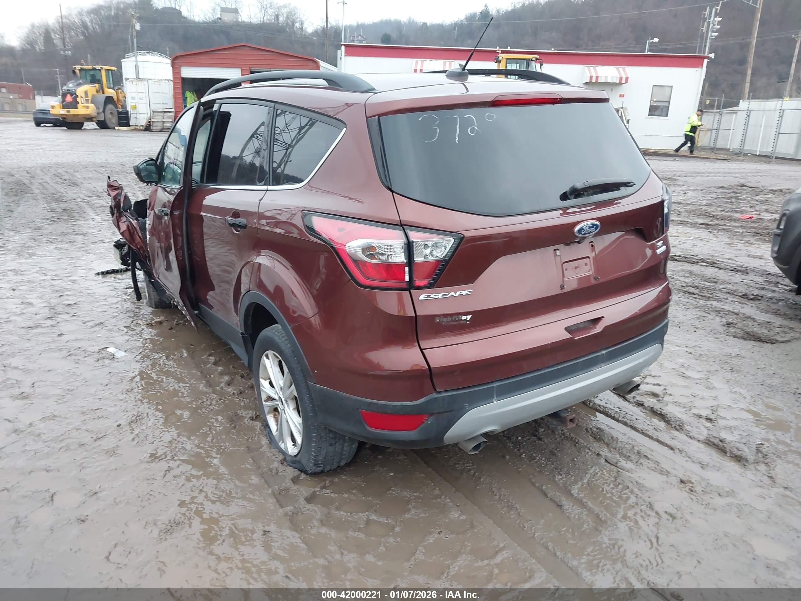 FORD ESCAPE image 3