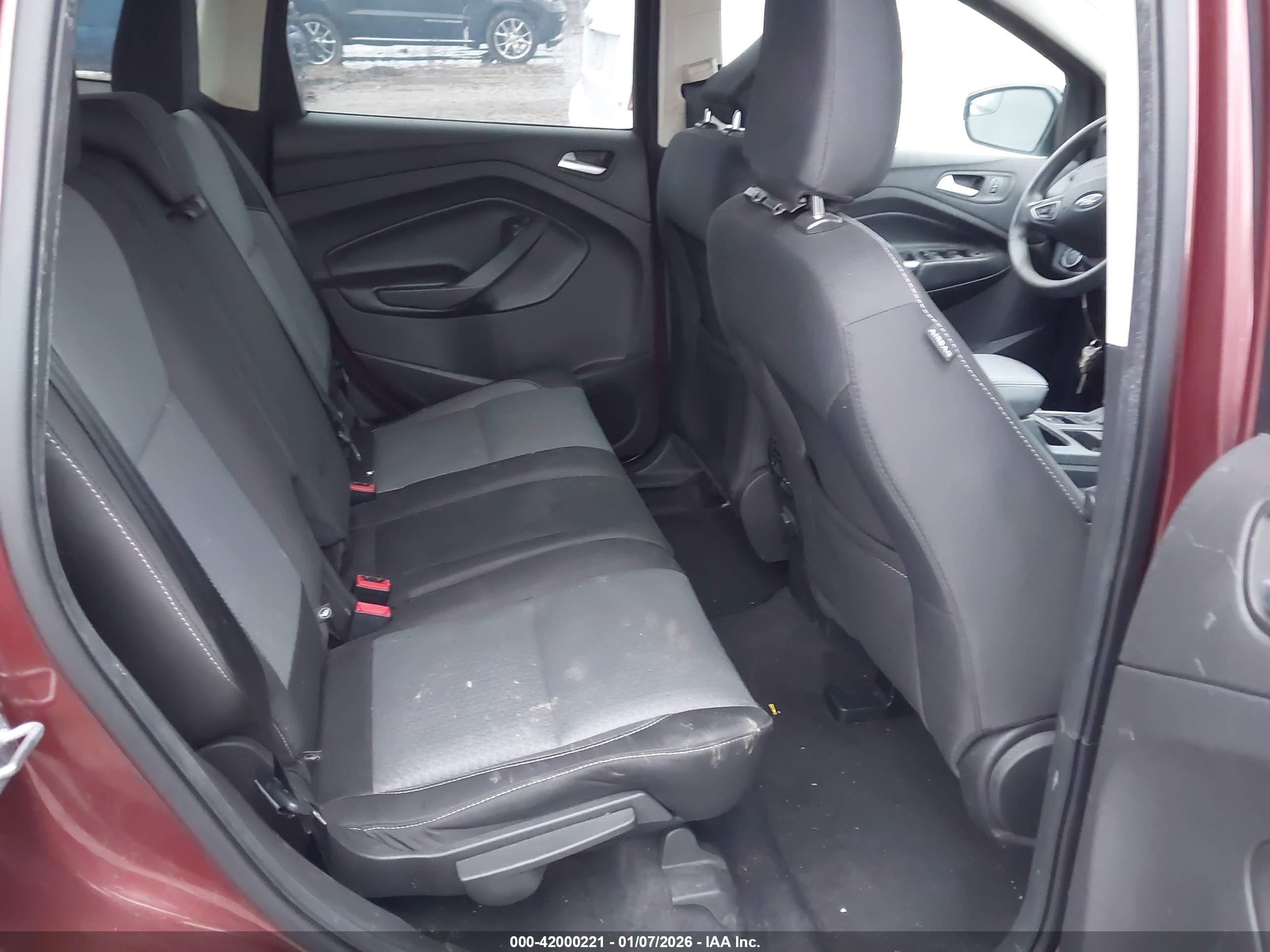 FORD ESCAPE image 8