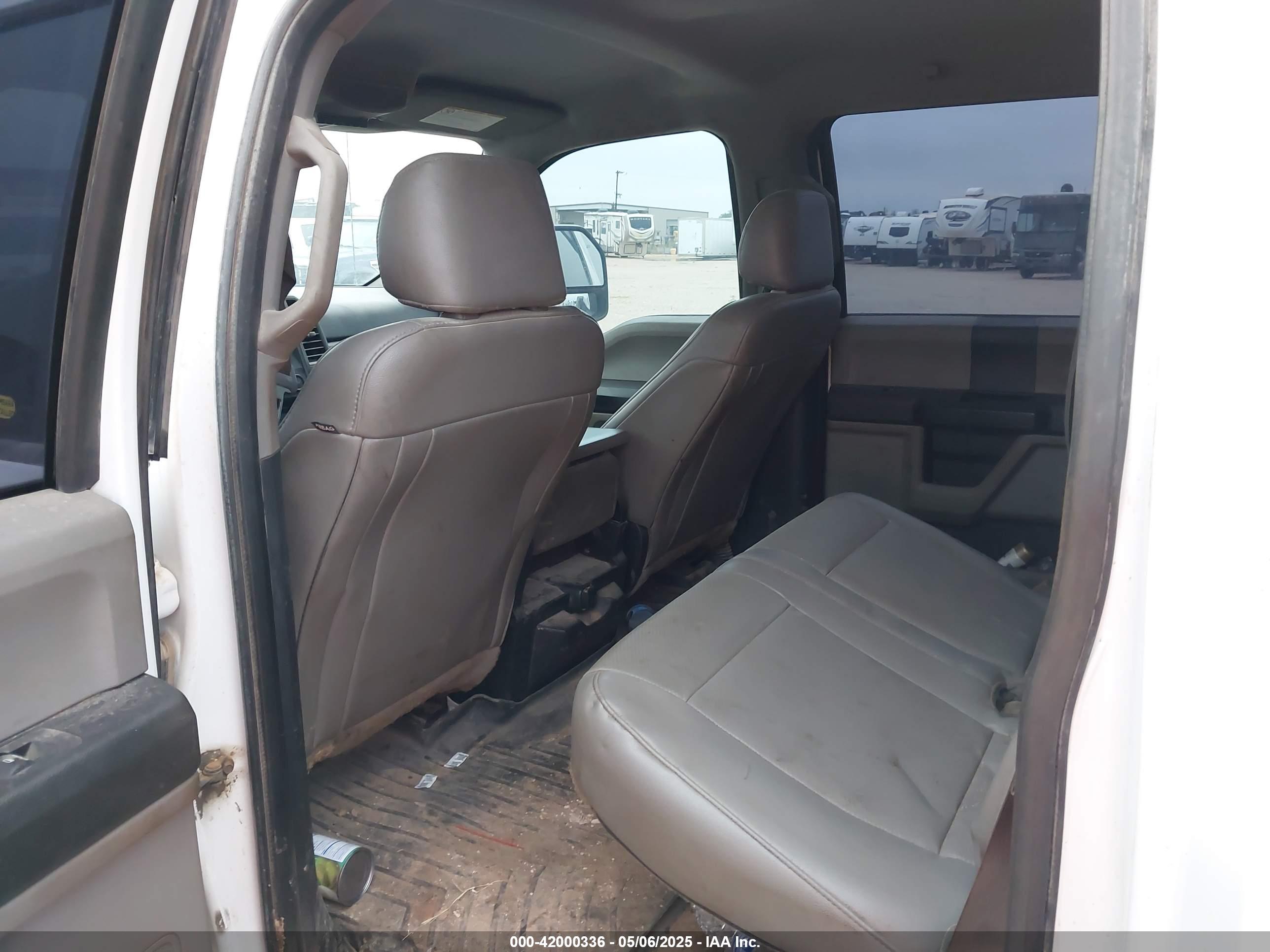 FORD F-250 image 8