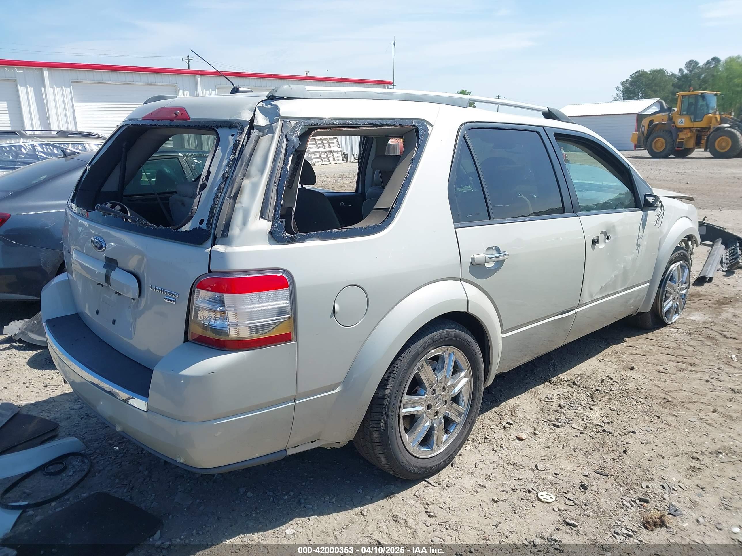 FORD TAURUS image 4