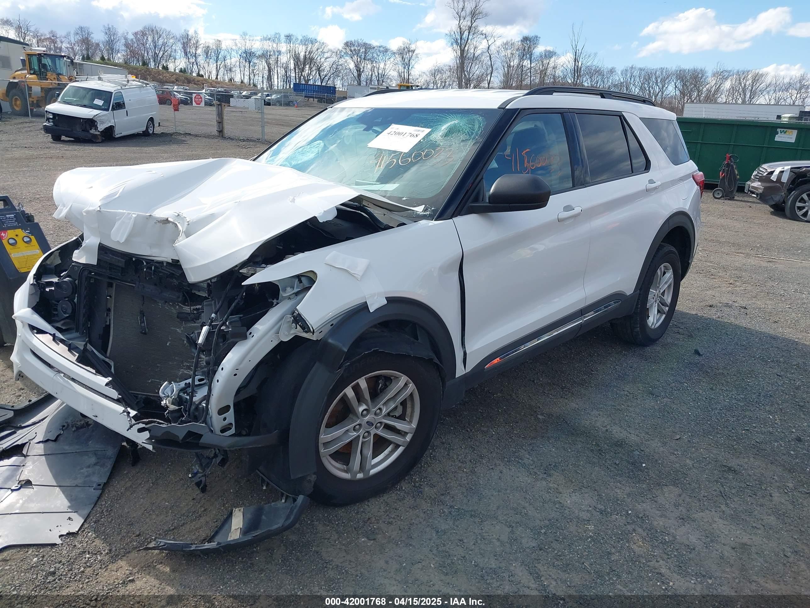 FORD EXPLORER image 2