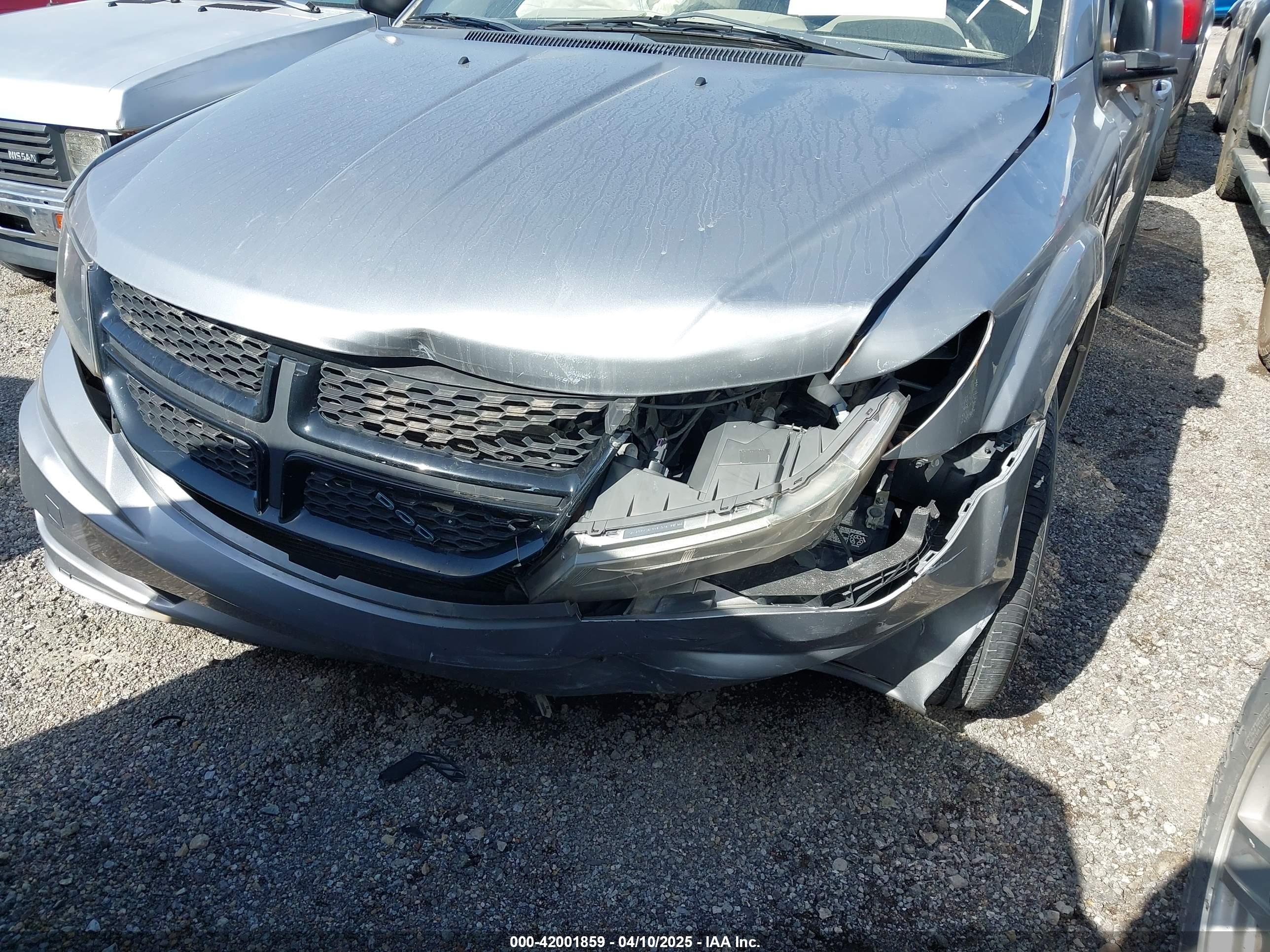 DODGE JOURNEY image 6