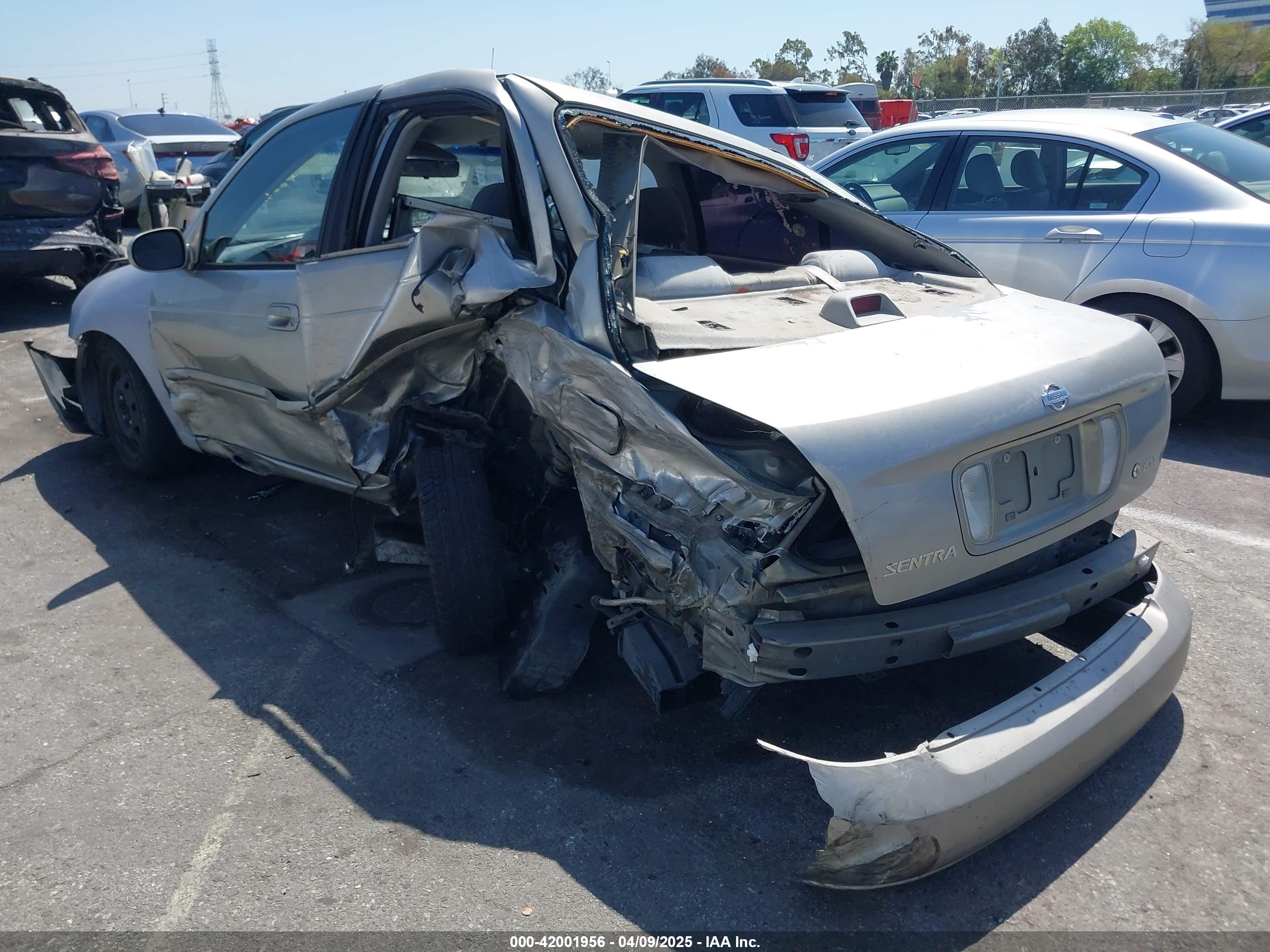 NISSAN SENTRA image 3