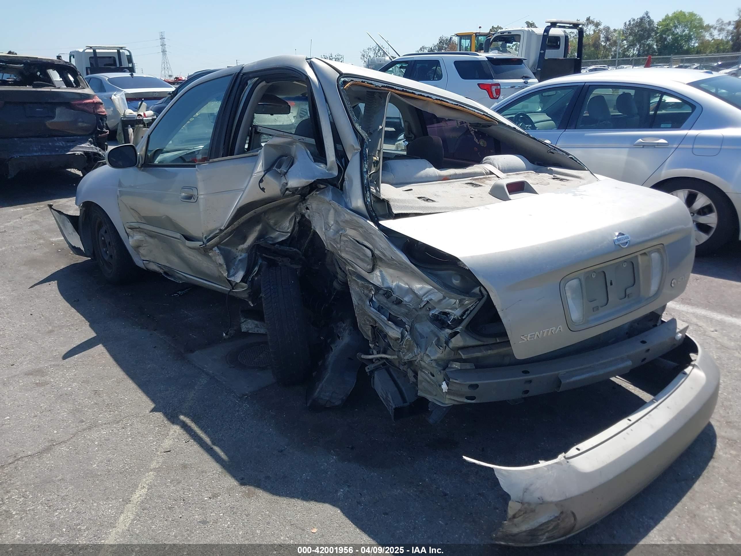 NISSAN SENTRA image 6