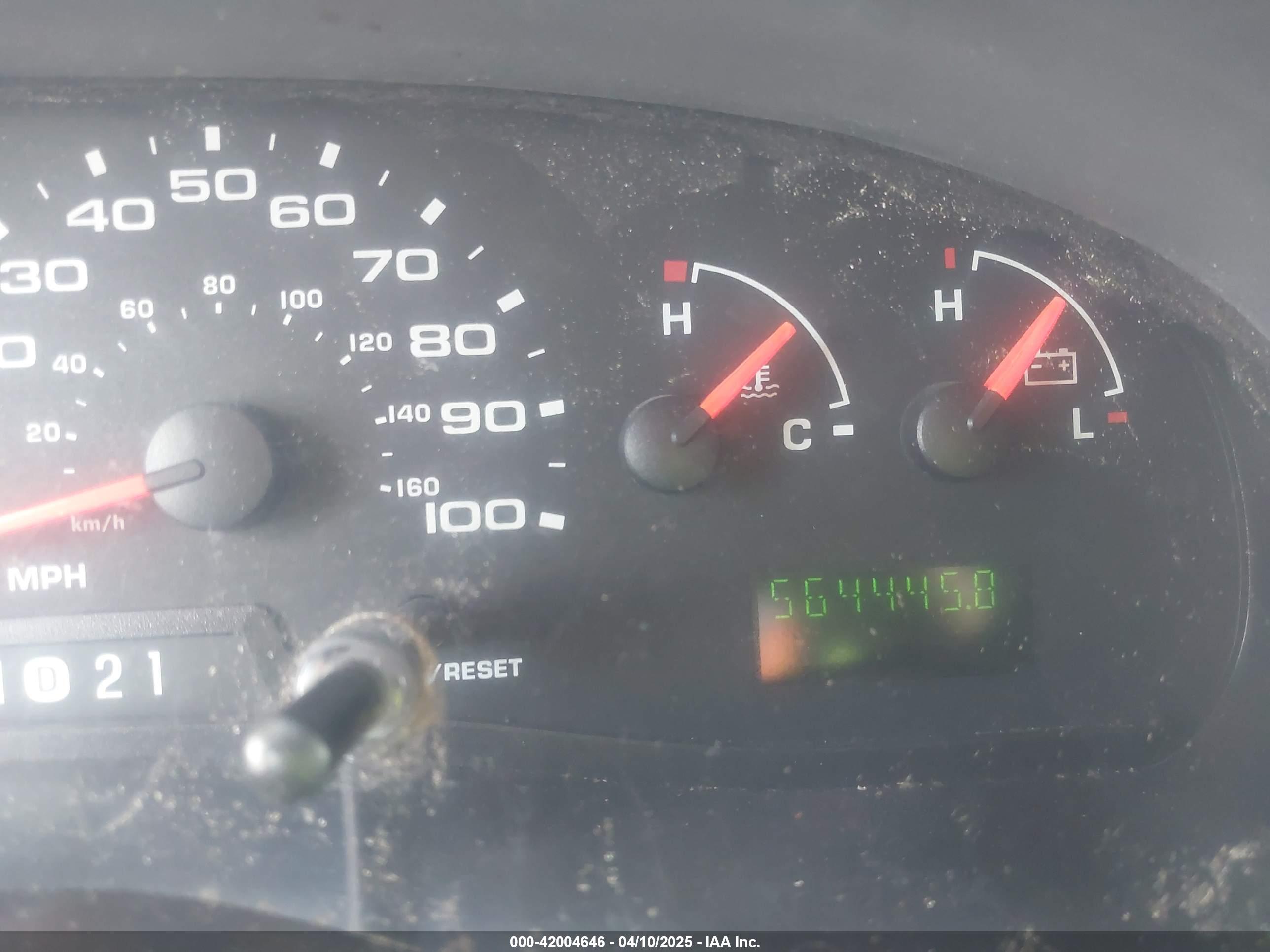 FORD E-250 image 7