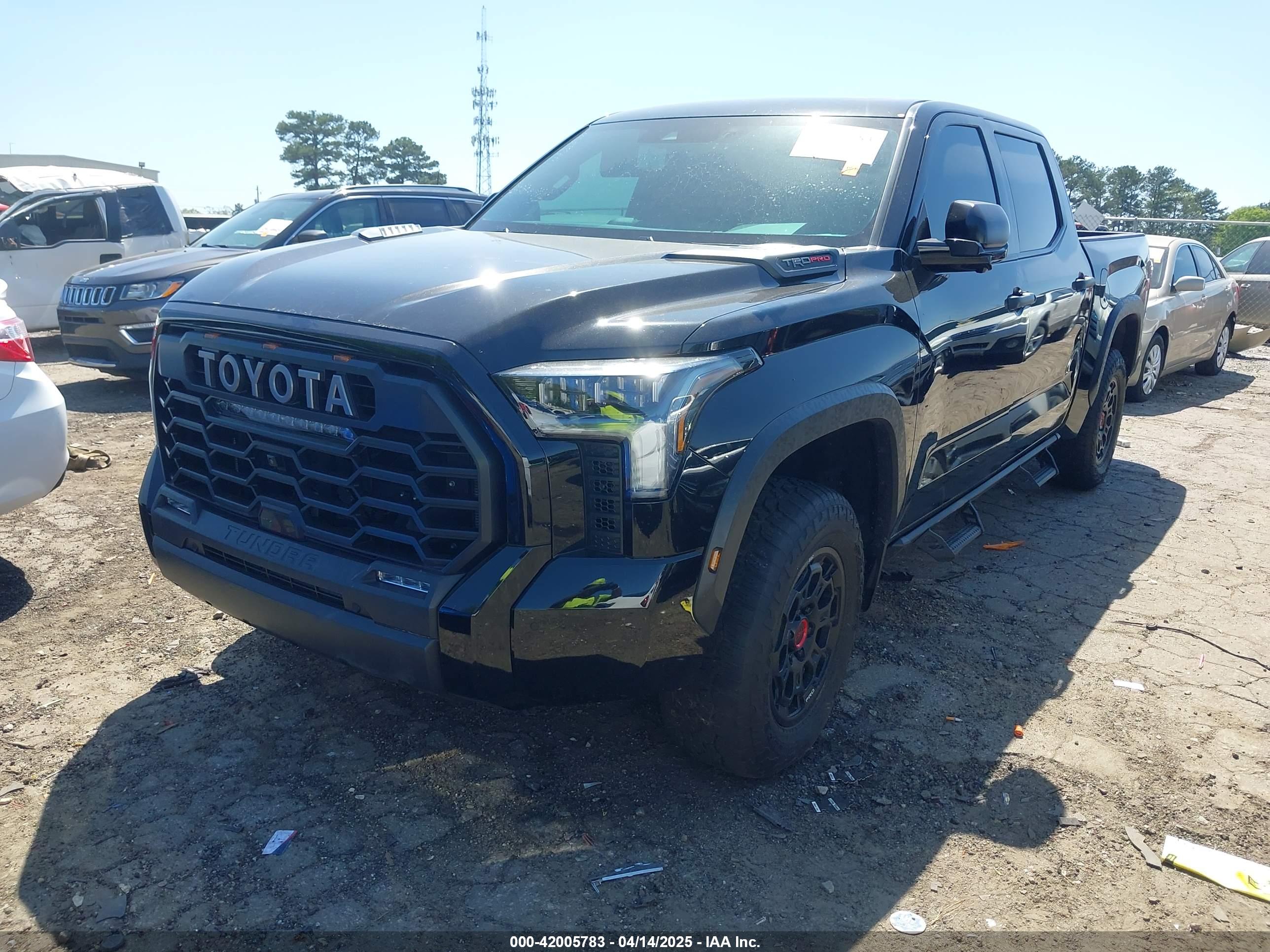 TOYOTA TUNDRA image 2