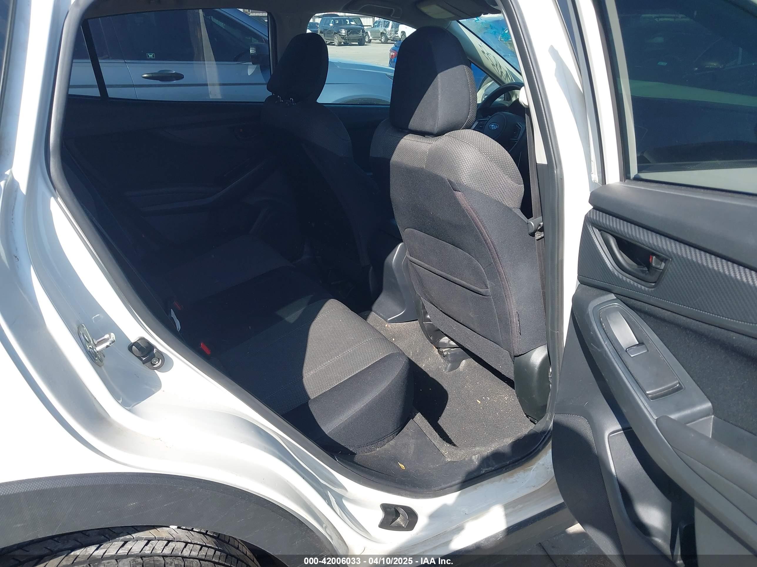 SUBARU CROSSTREK image 8