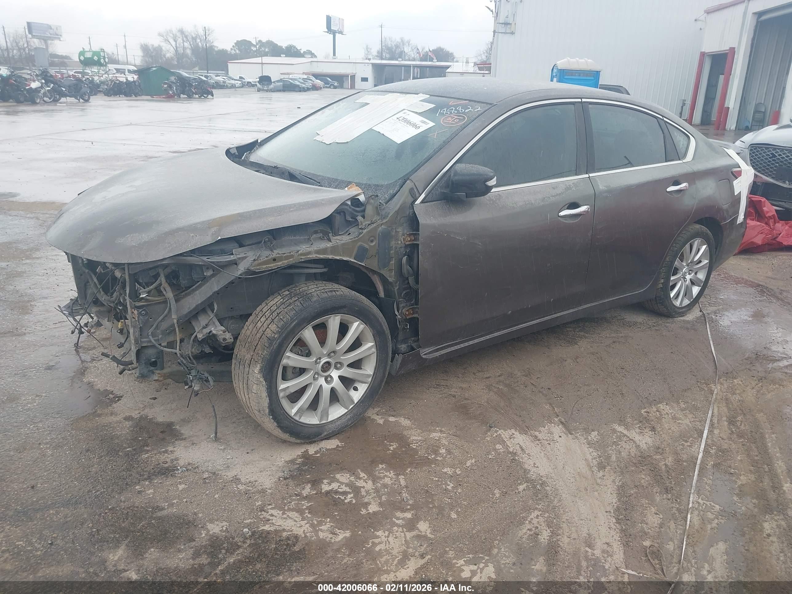 NISSAN ALTIMA image 2