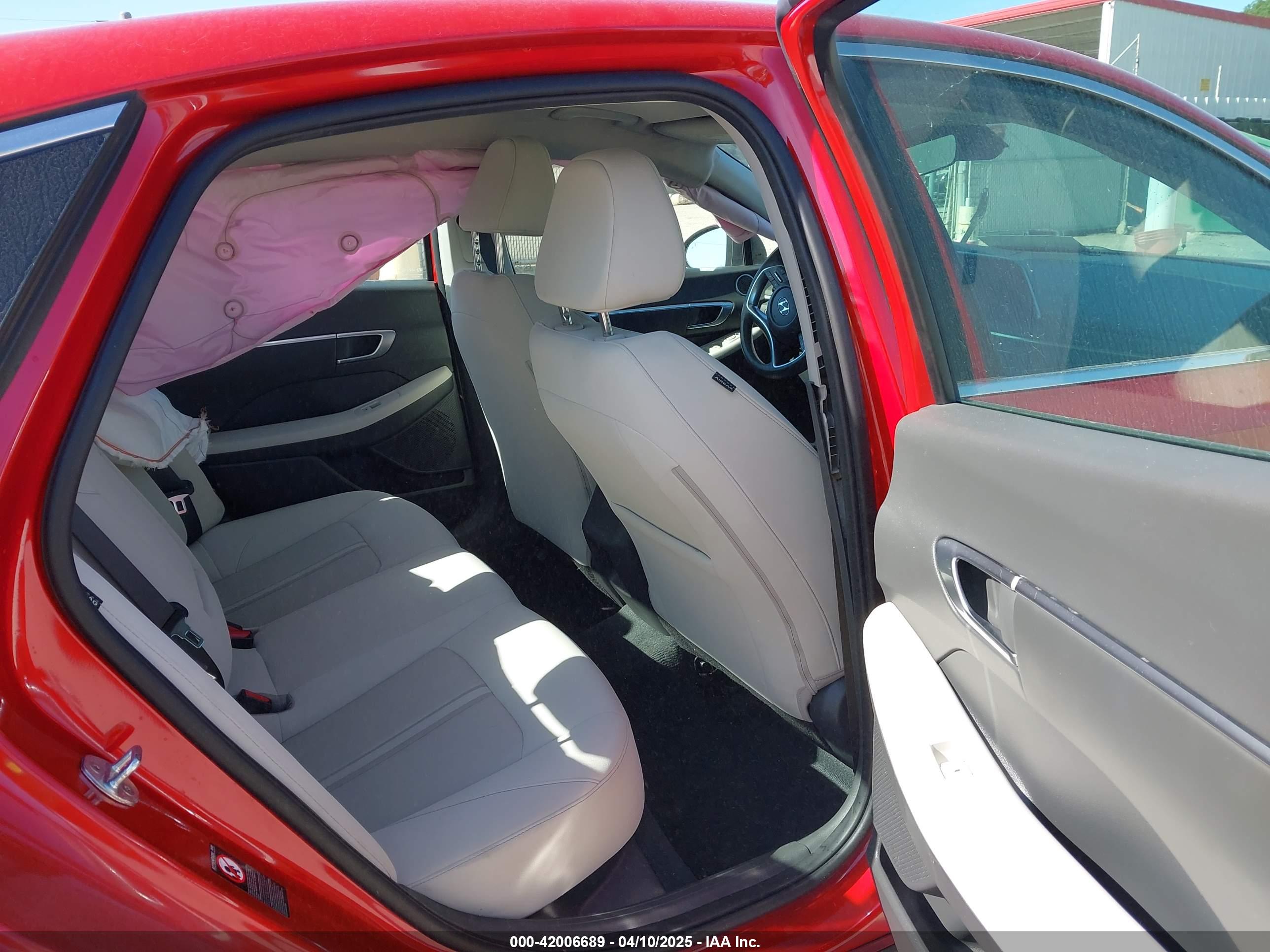 HYUNDAI SONATA image 8