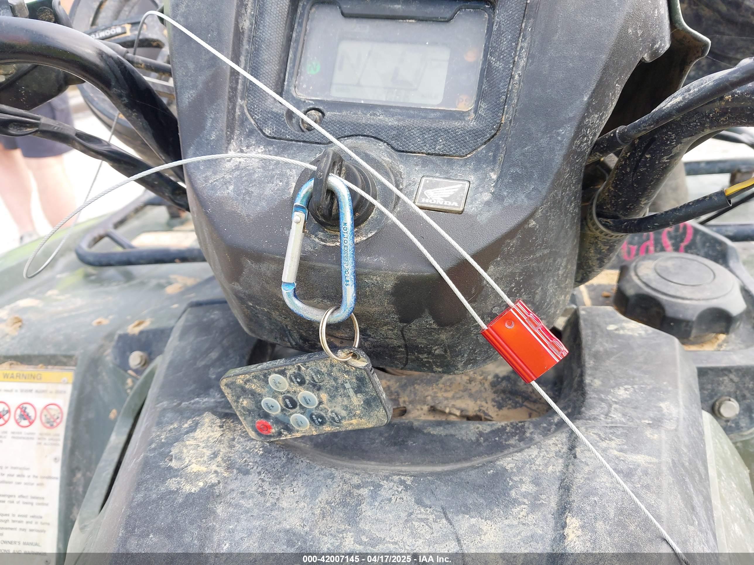 HONDA TRX420 image 11