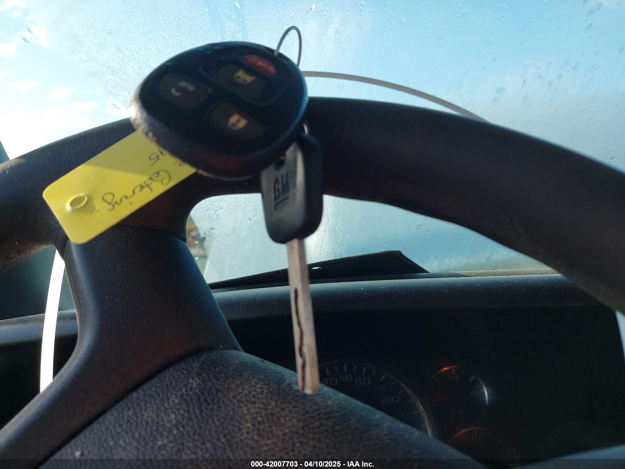 CHEVROLET EXPRESS image 11