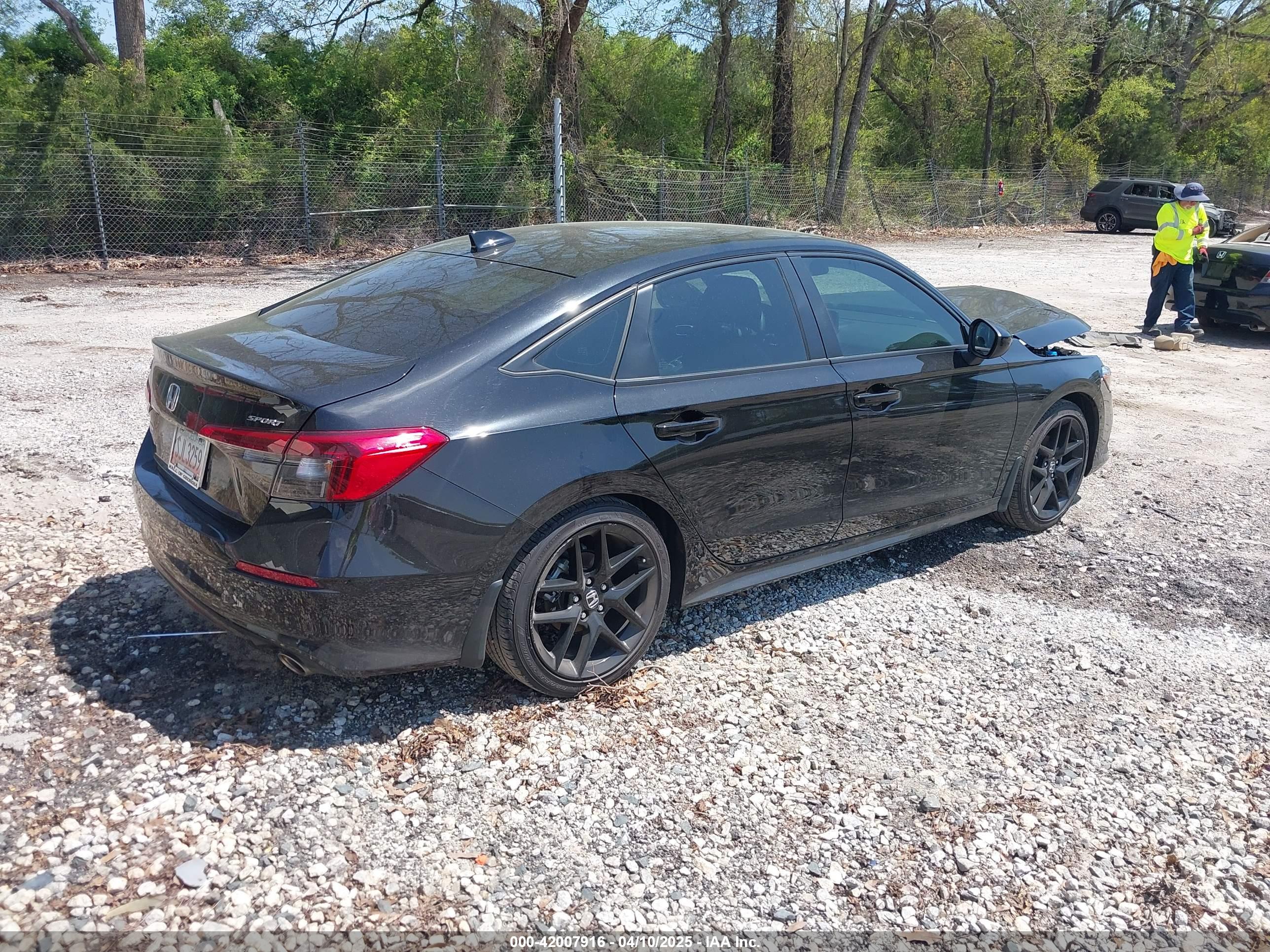 HONDA CIVIC image 4