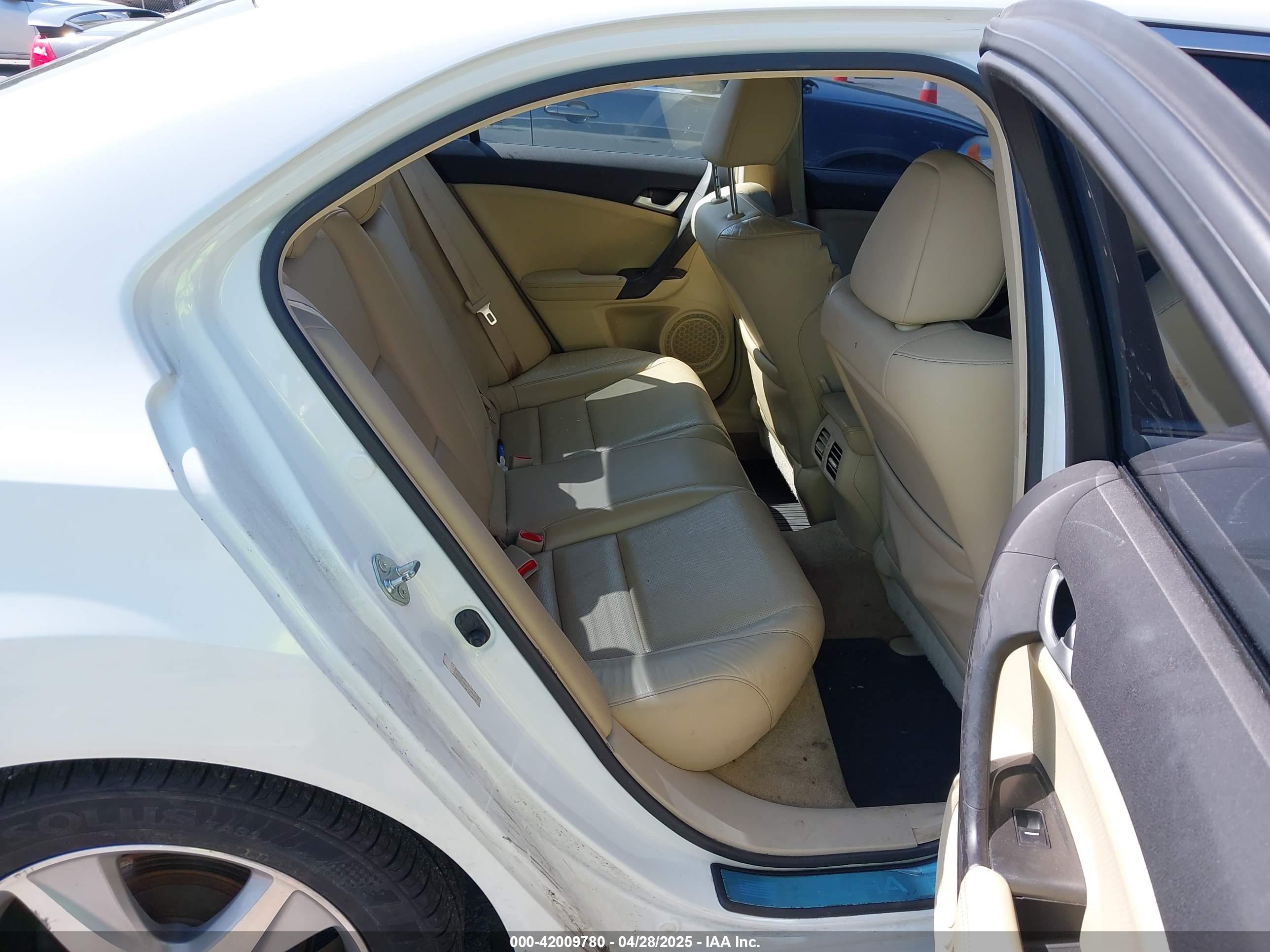 ACURA TSX image 8