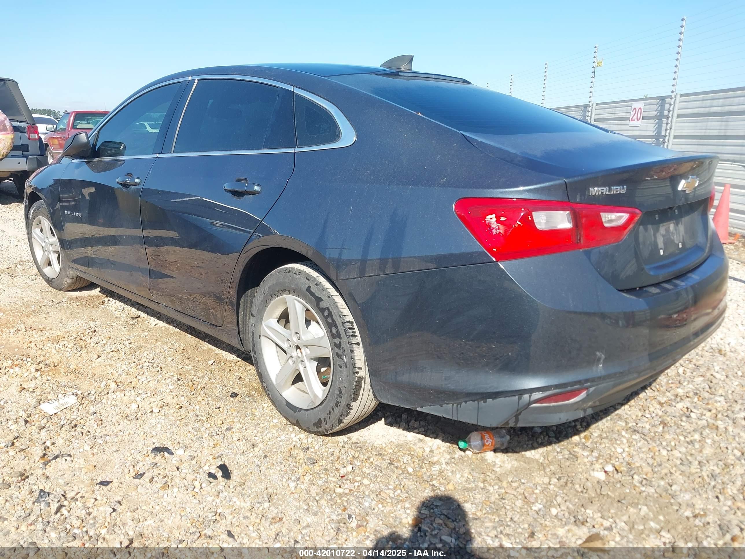 CHEVROLET MALIBU image 3