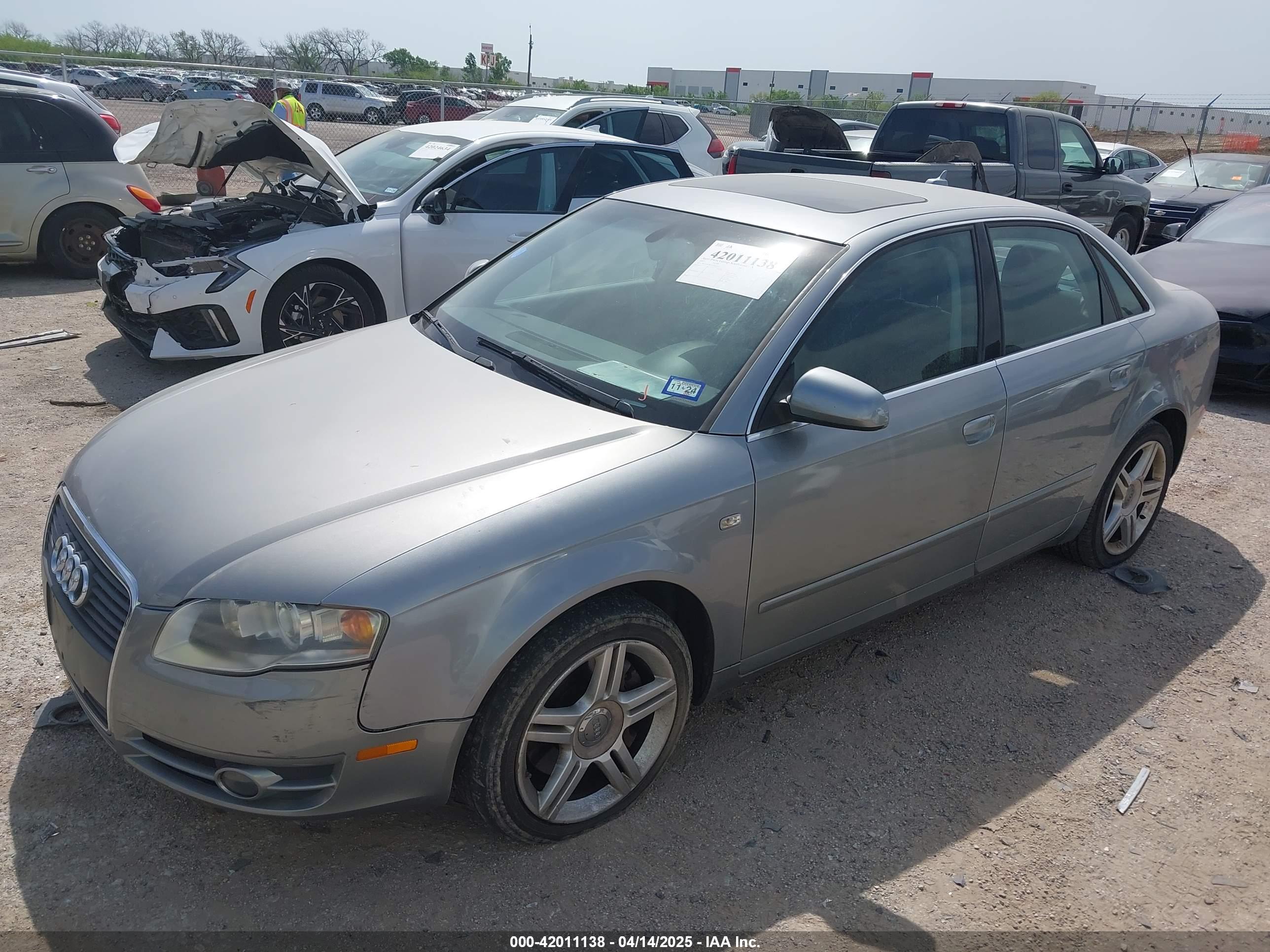 AUDI A4 image 2