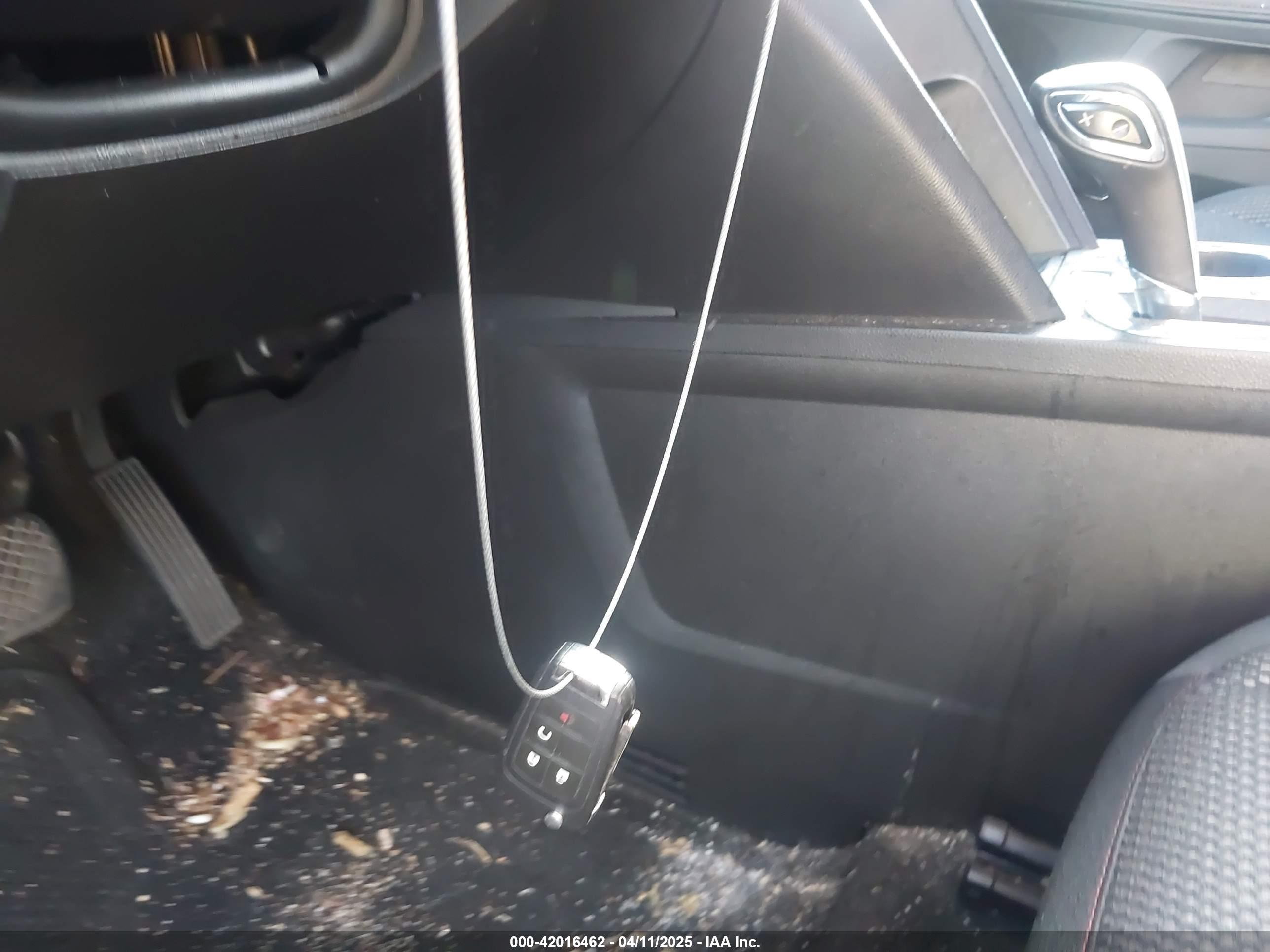 CHEVROLET EQUINOX image 11
