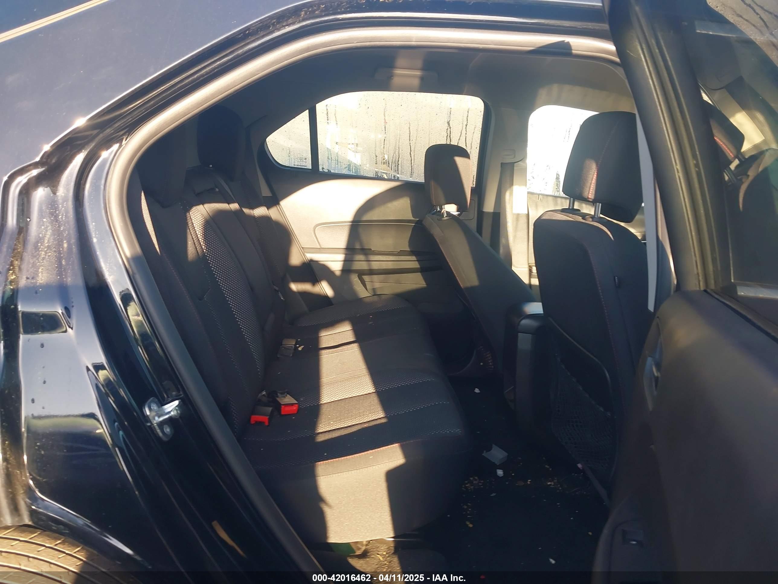CHEVROLET EQUINOX image 8