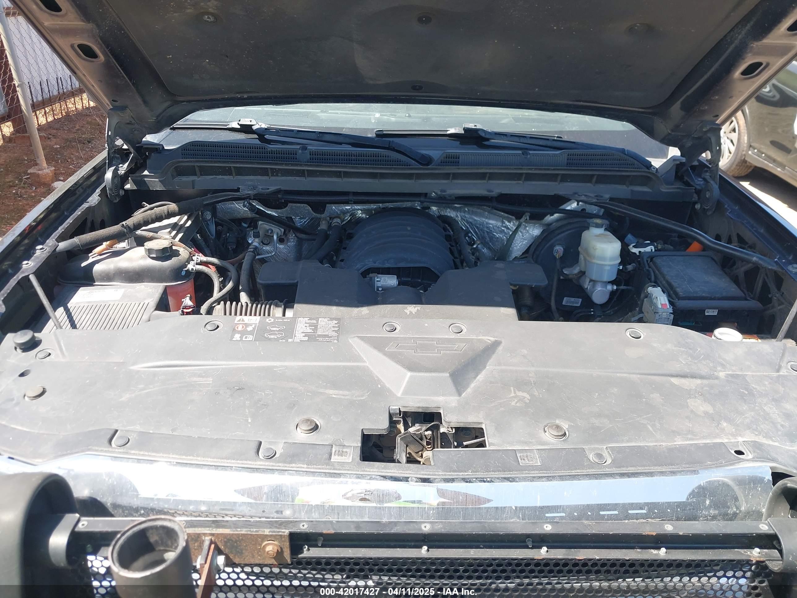 CHEVROLET SILVERADO image 10