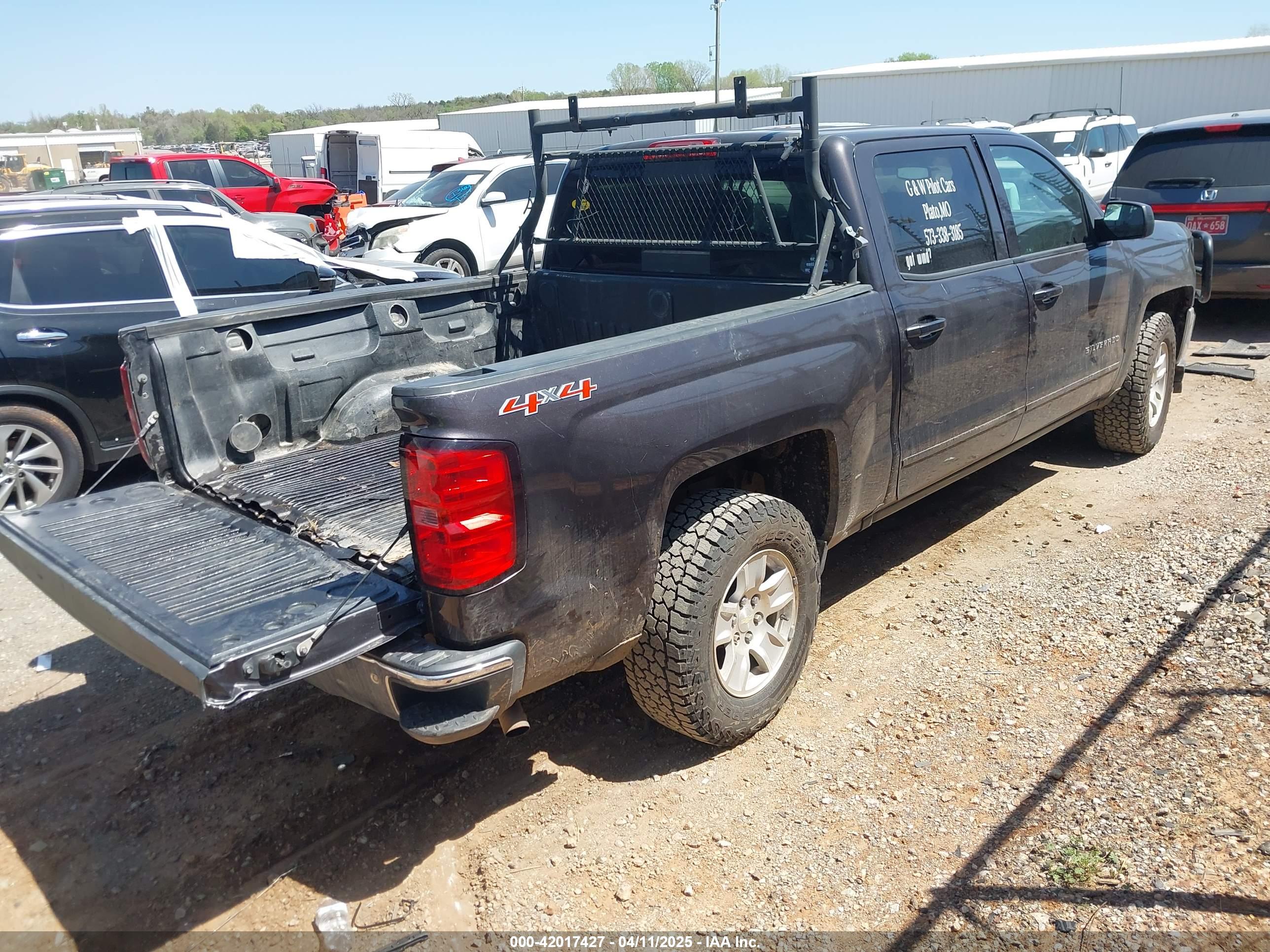 CHEVROLET SILVERADO image 4