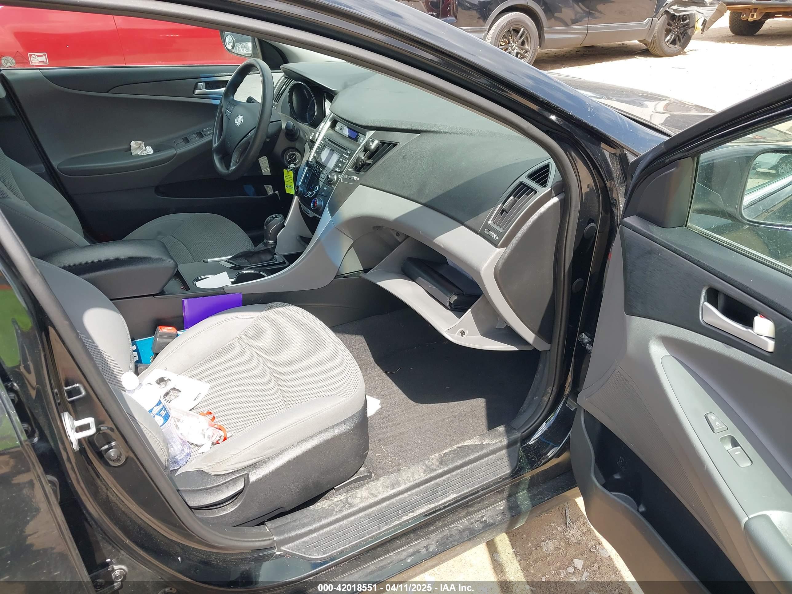 HYUNDAI SONATA image 5