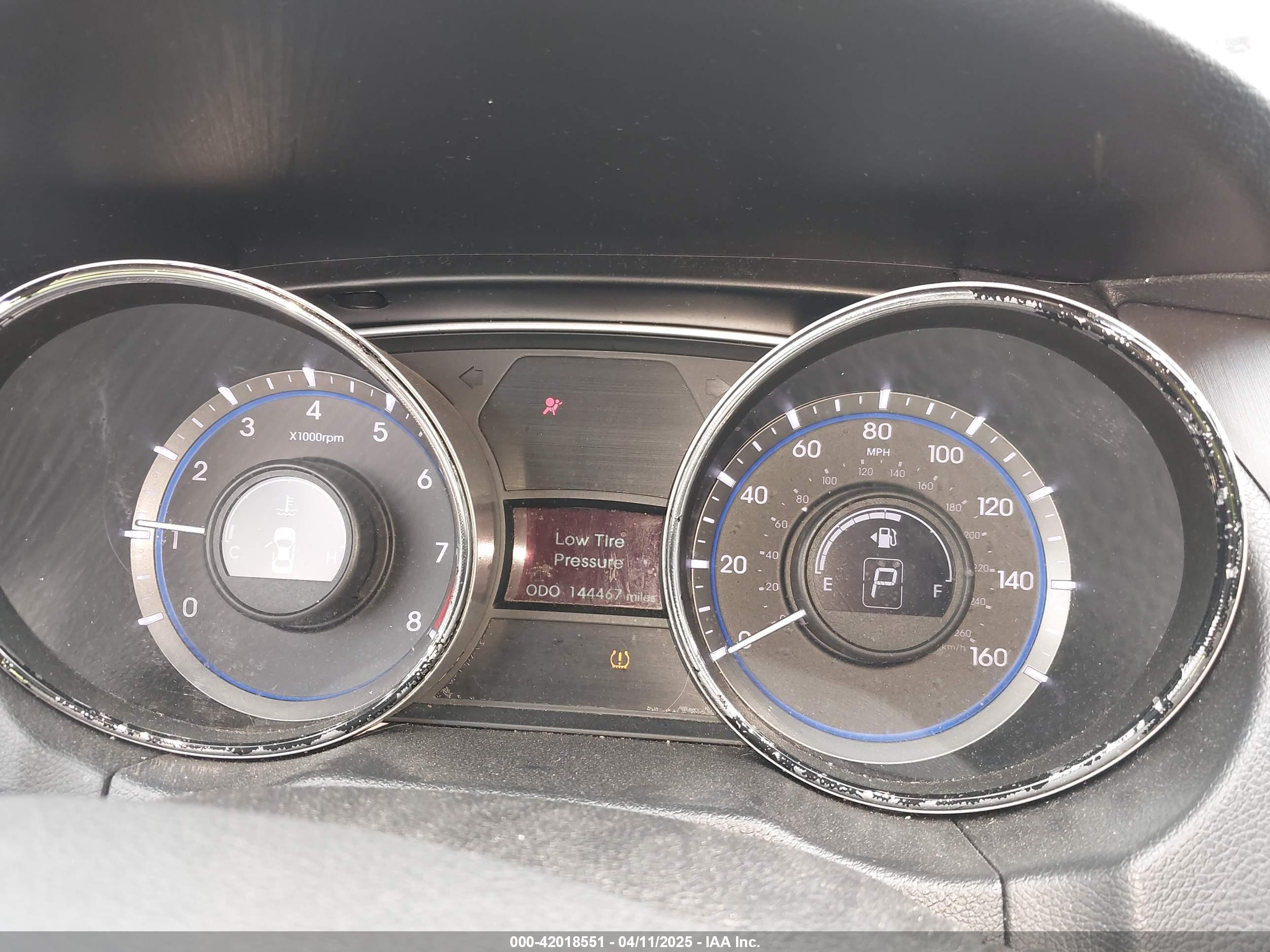 HYUNDAI SONATA image 7