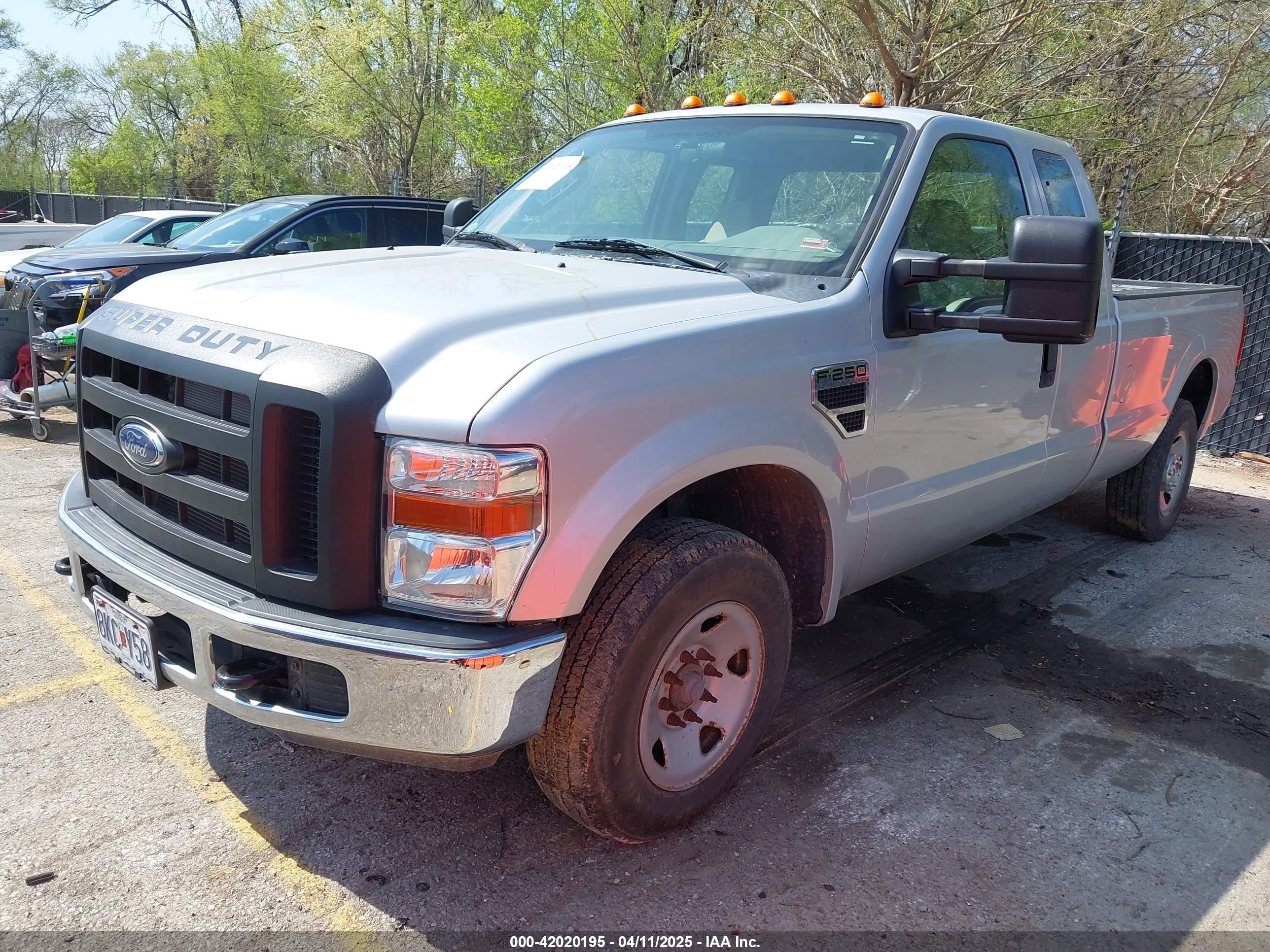 FORD F-250 image 2